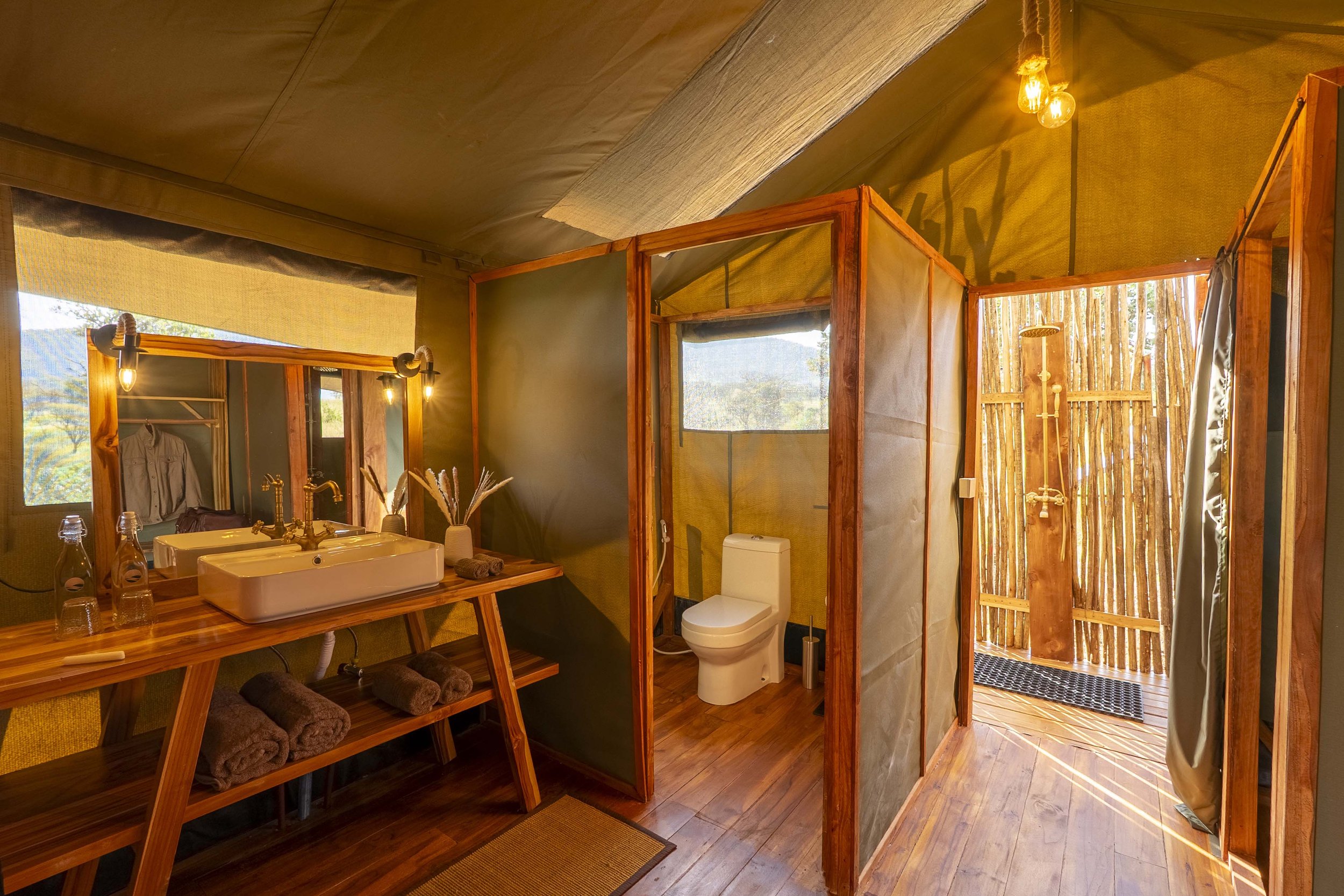 Zuri-Washroom-2.jpg