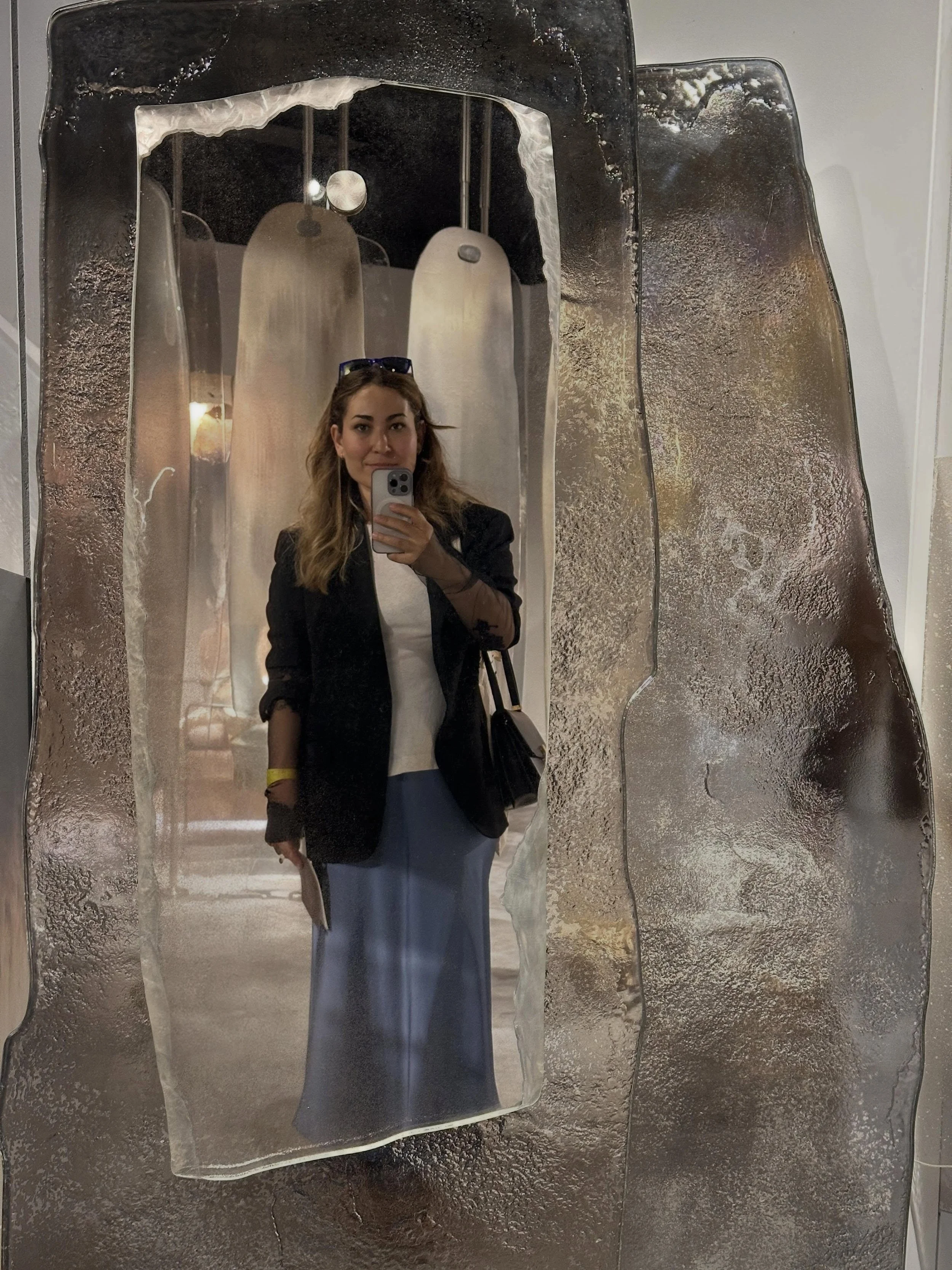 Memories of Milan Design Week 2026:
1- Salone del Mobile
2- Pasta with friends
3- Rooftop at Torre Breda
4- Corso Como
5- Villa Pestarini facade
6- Memorable staircase
7- Alcova (Baggio Military Hospital)
8- Craftmanship at Alcova
9- Beauty at the st