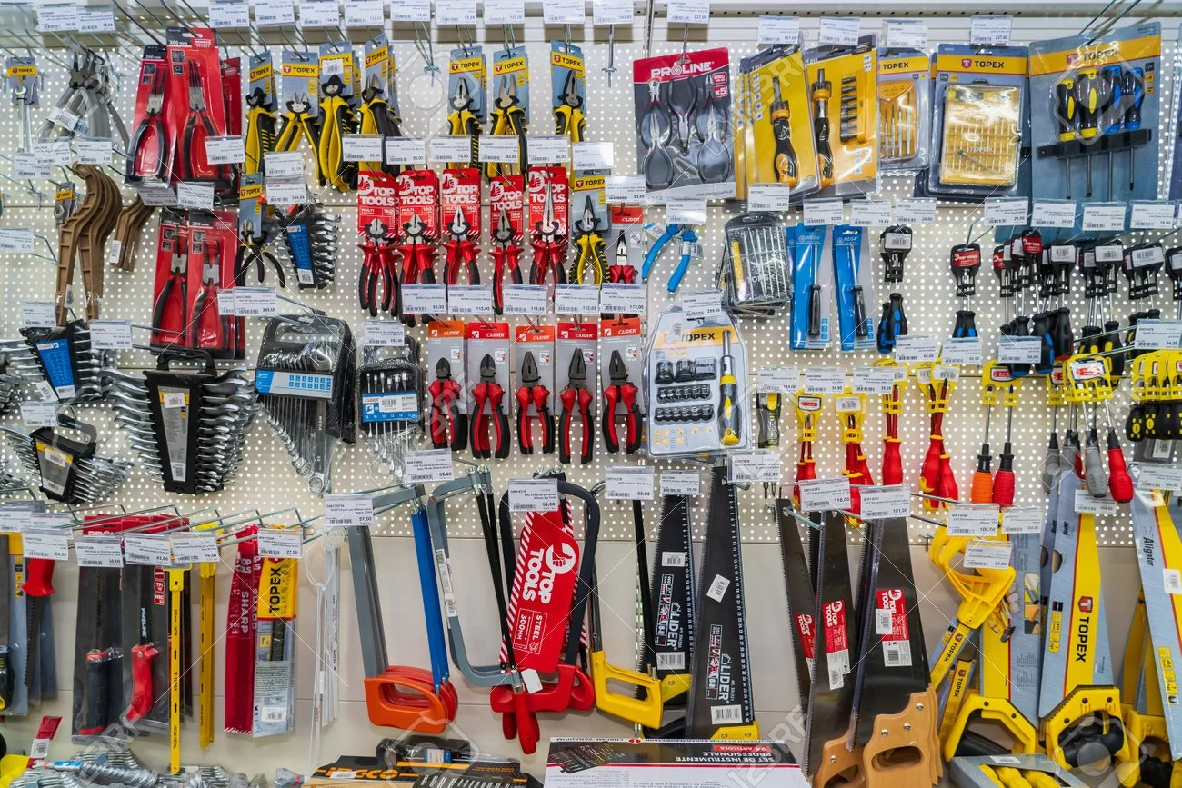 198939912-hand-tools-goods-in-a-building-materials-store-june-24-2022-beltsy-moldova.jpg