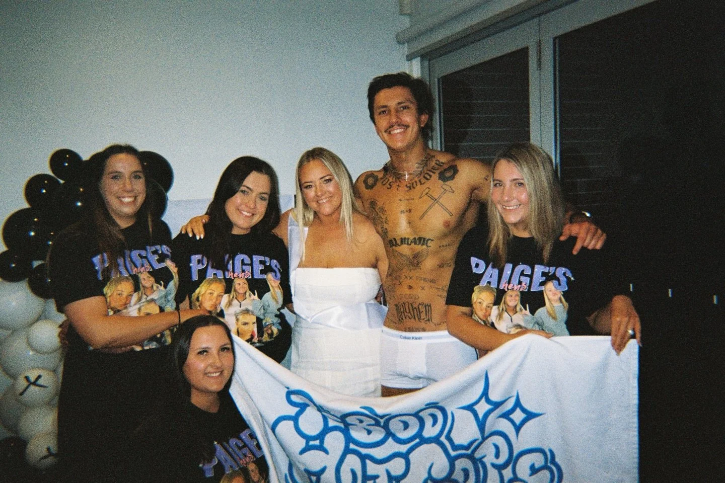 We thought we were booking a cute little art class for the hens.
What we got was chaos, champagne, uncontrollable laughter and a memory the bride will never forget. 🎨🥂
Perfect for hens parties, bridal showers and girls&rsquo; weekends that want fun