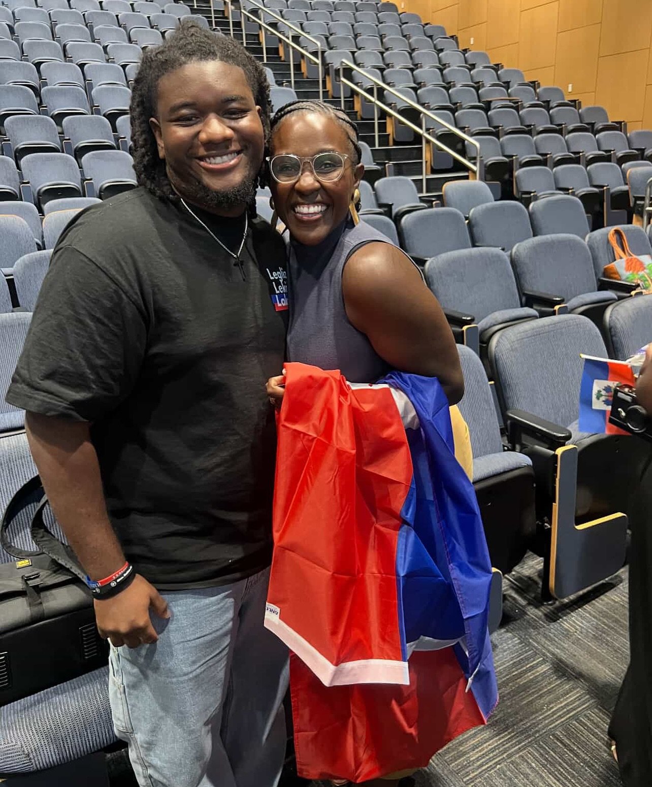 @bertrhude on a mission: raising awareness, inspiring education, shaping Haiti&rsquo;s tomorrow. @jperryofficial 

@omaremes representing 🔥🔥🔥🙏🏾🙏🏾🙏🏾