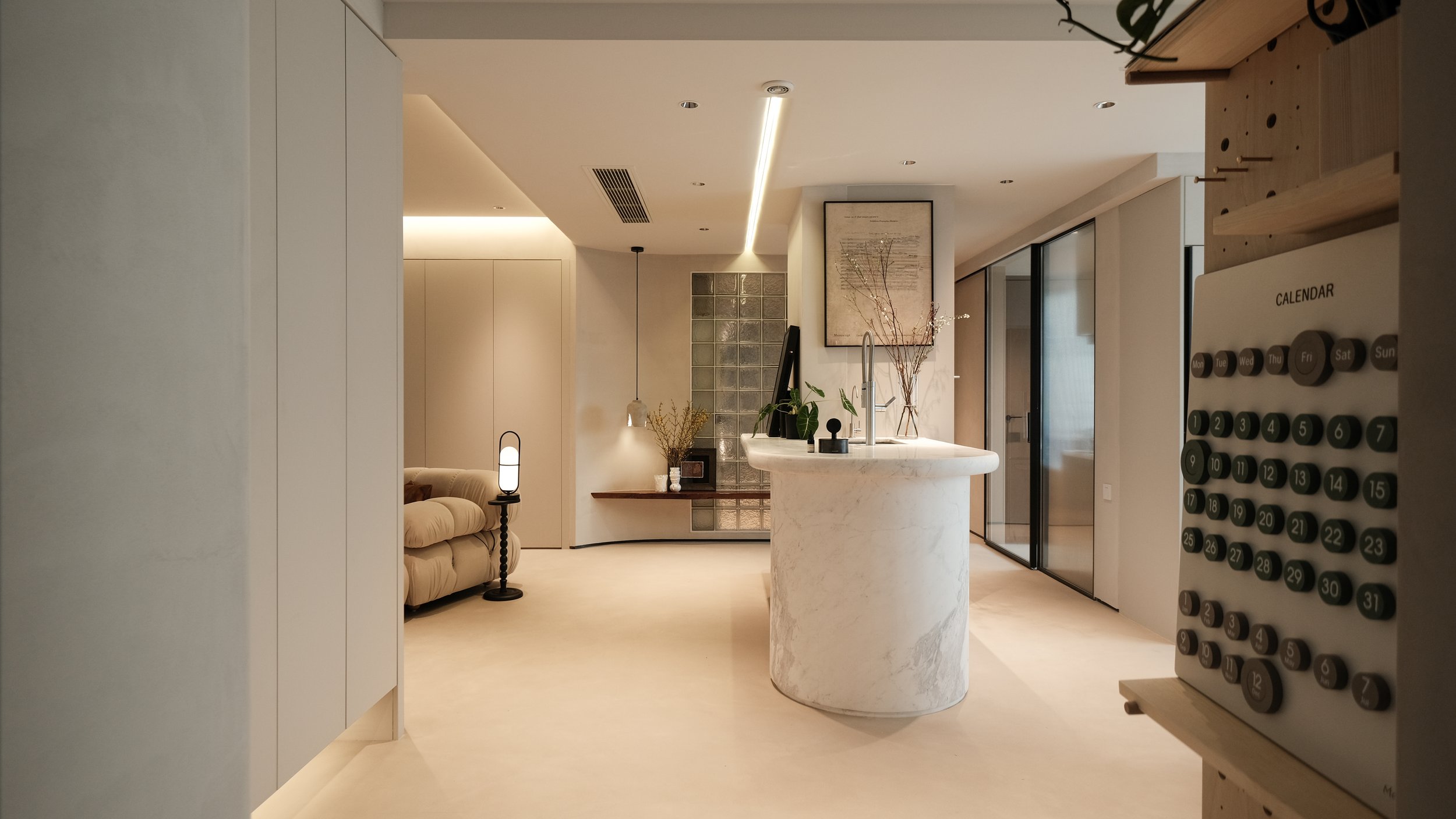 Project |Avant-garde details