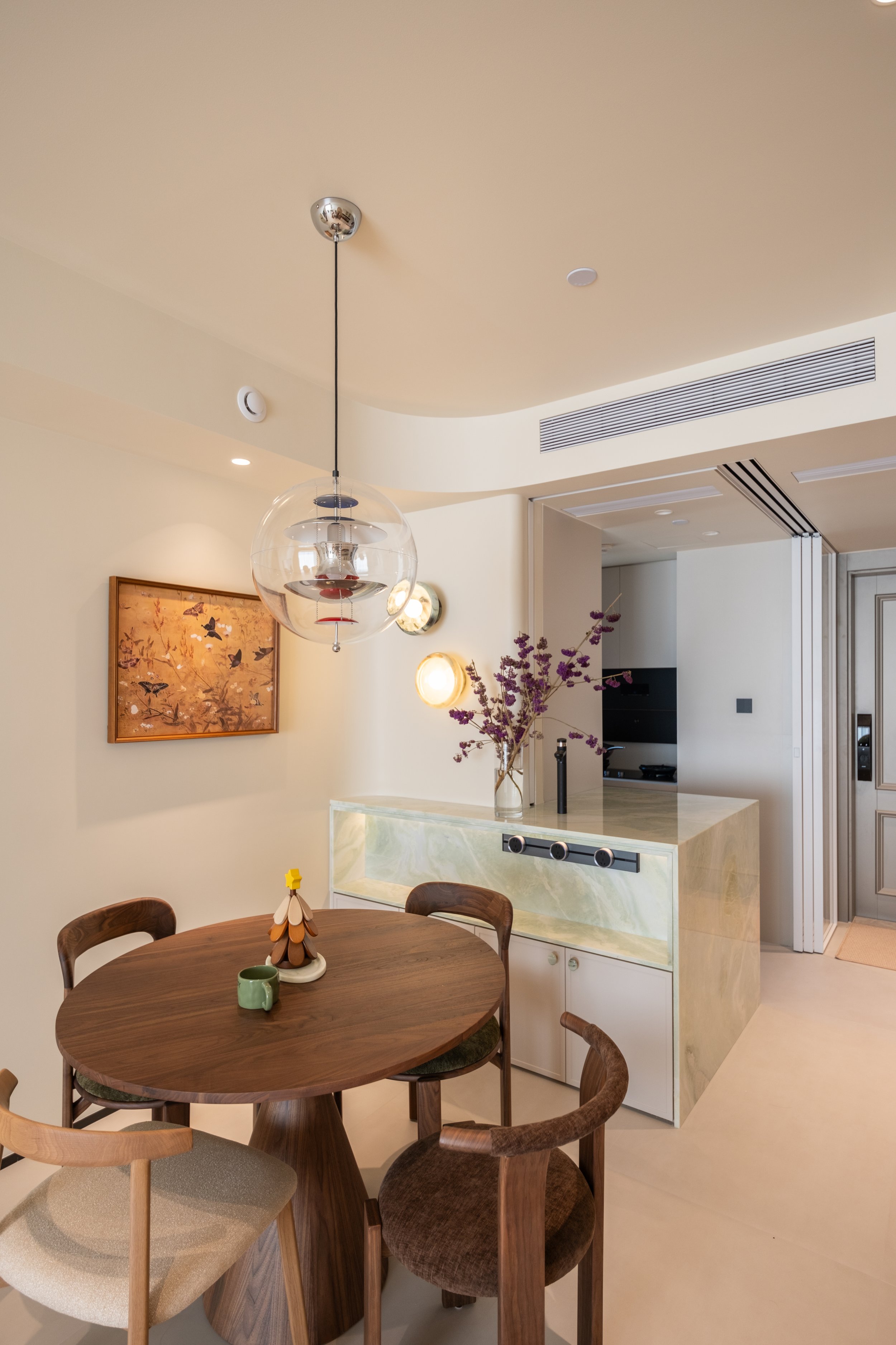 Project |Refreshing green marble home