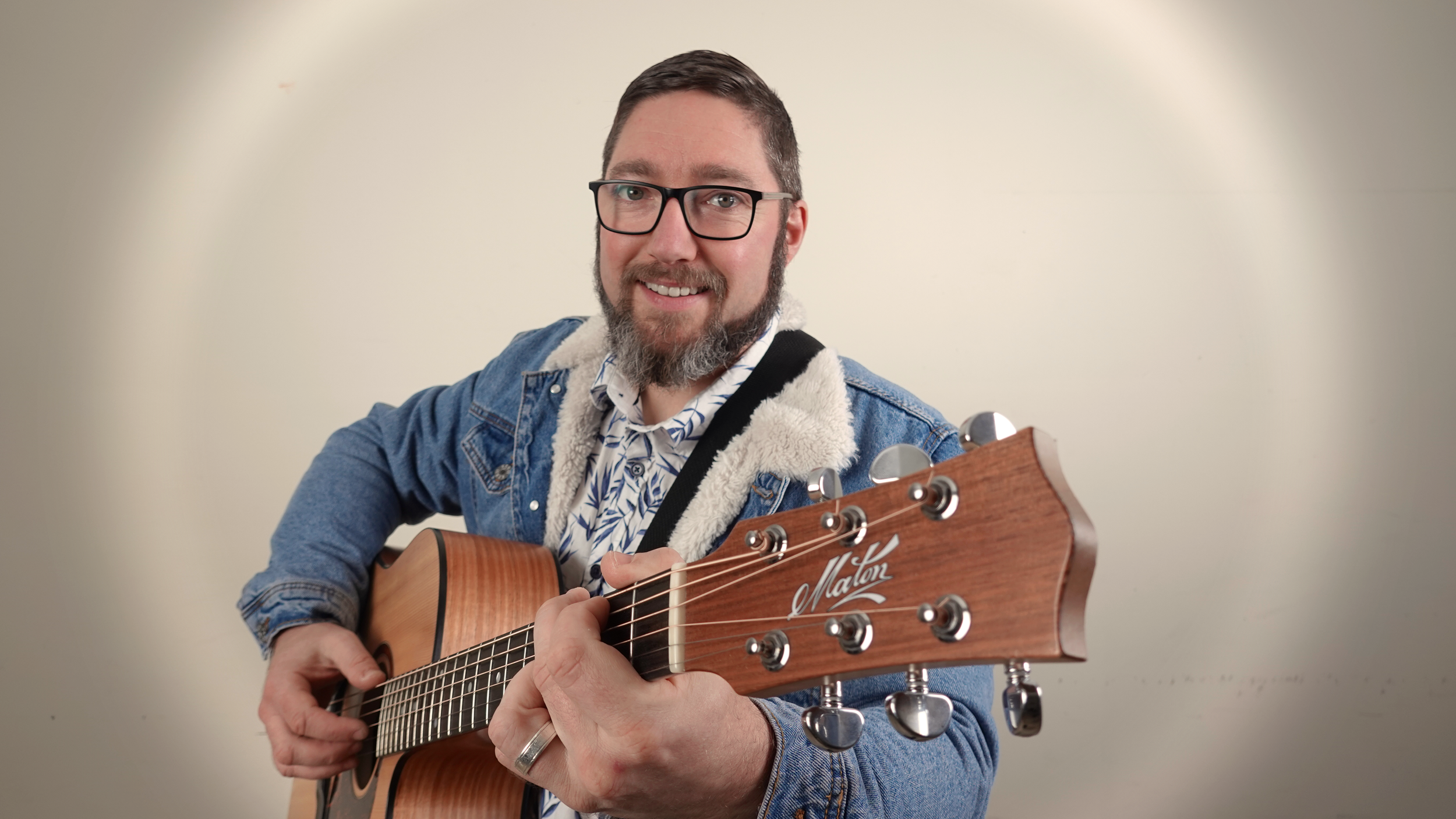 Function singer, Jasper C Music, in Adelaide, South Australia