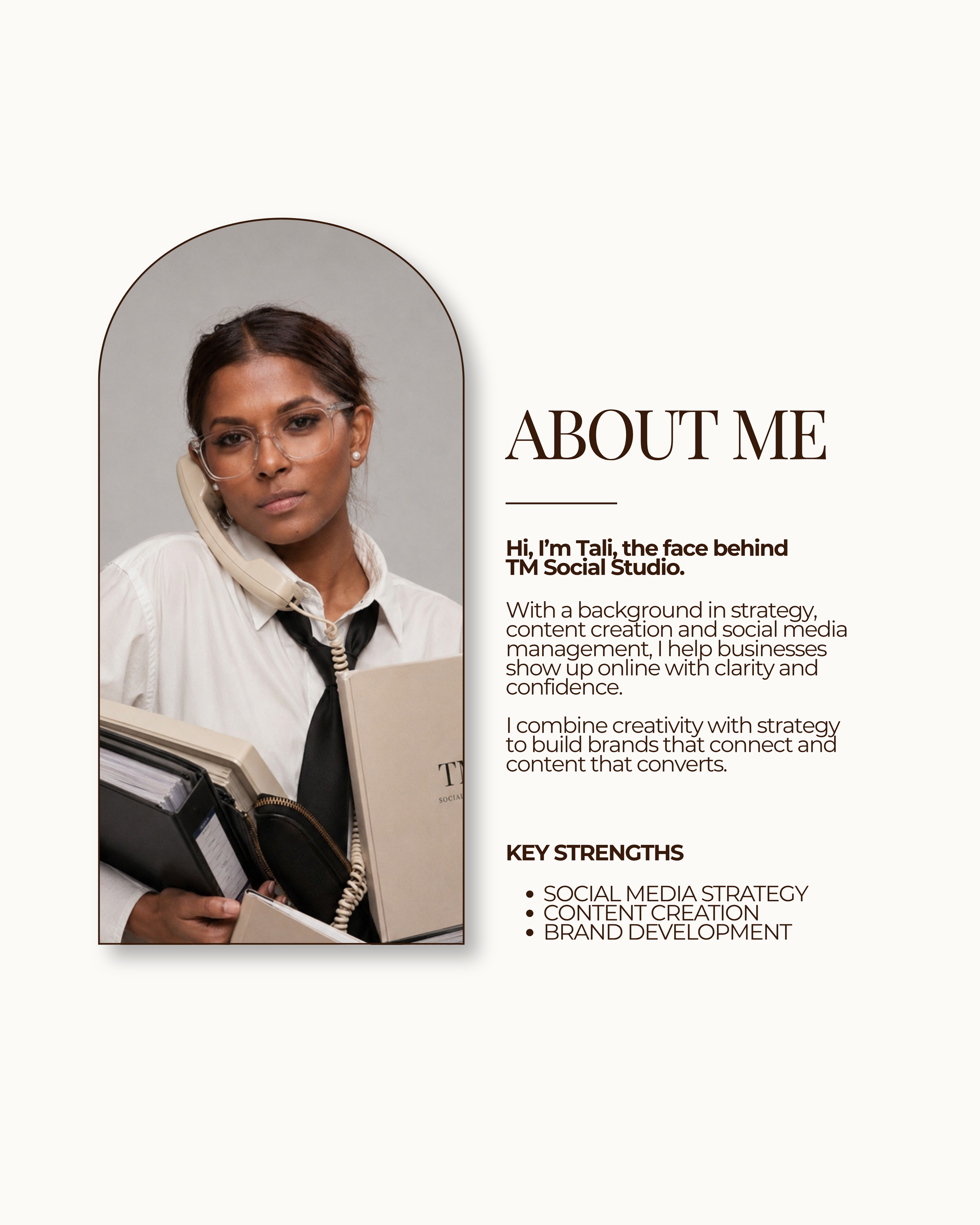 About Me portfolio page template for Canva designed for marketers, freelancers and social media managers to showcase their background, expertise and personal brand.