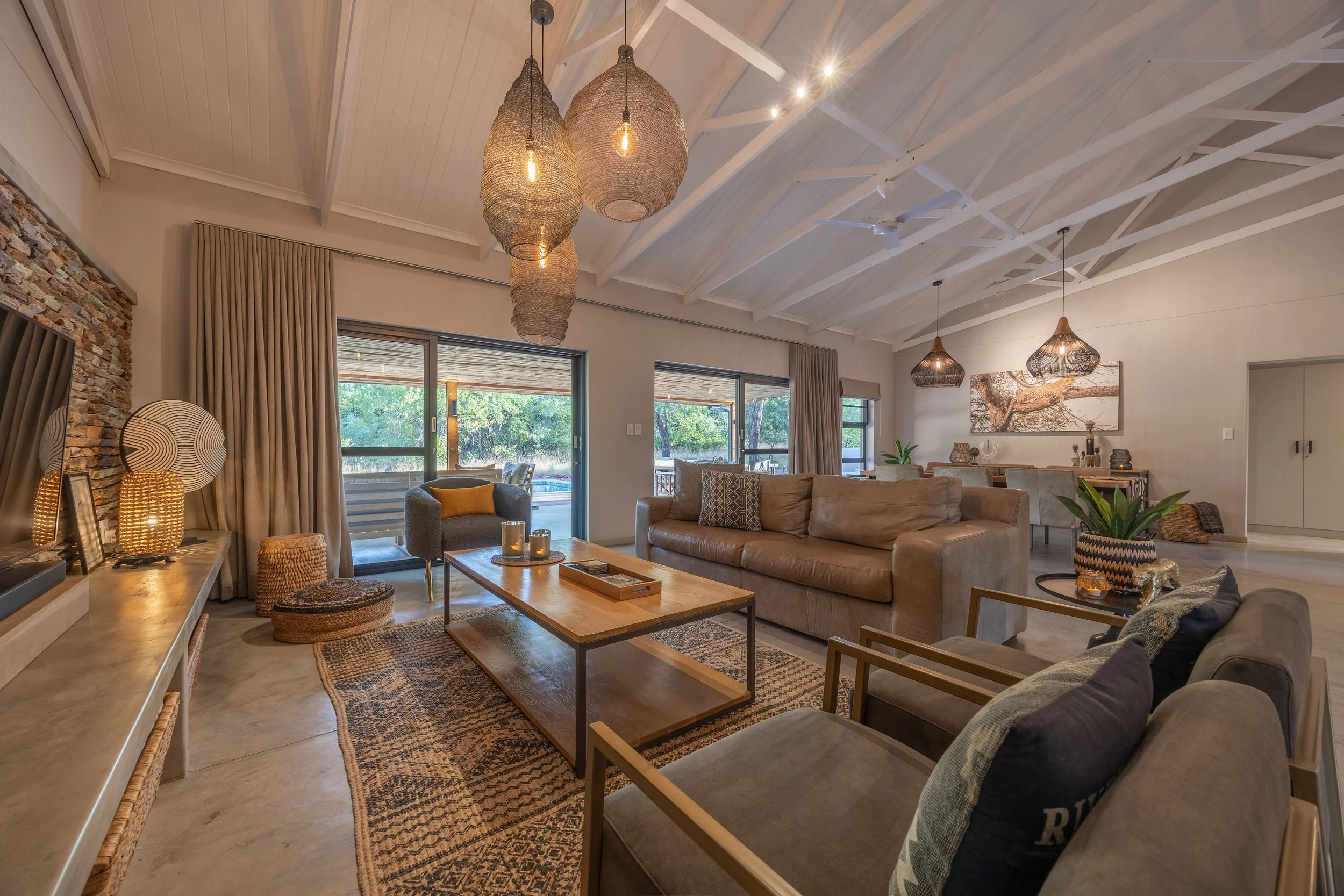 Living Area-5.jpg