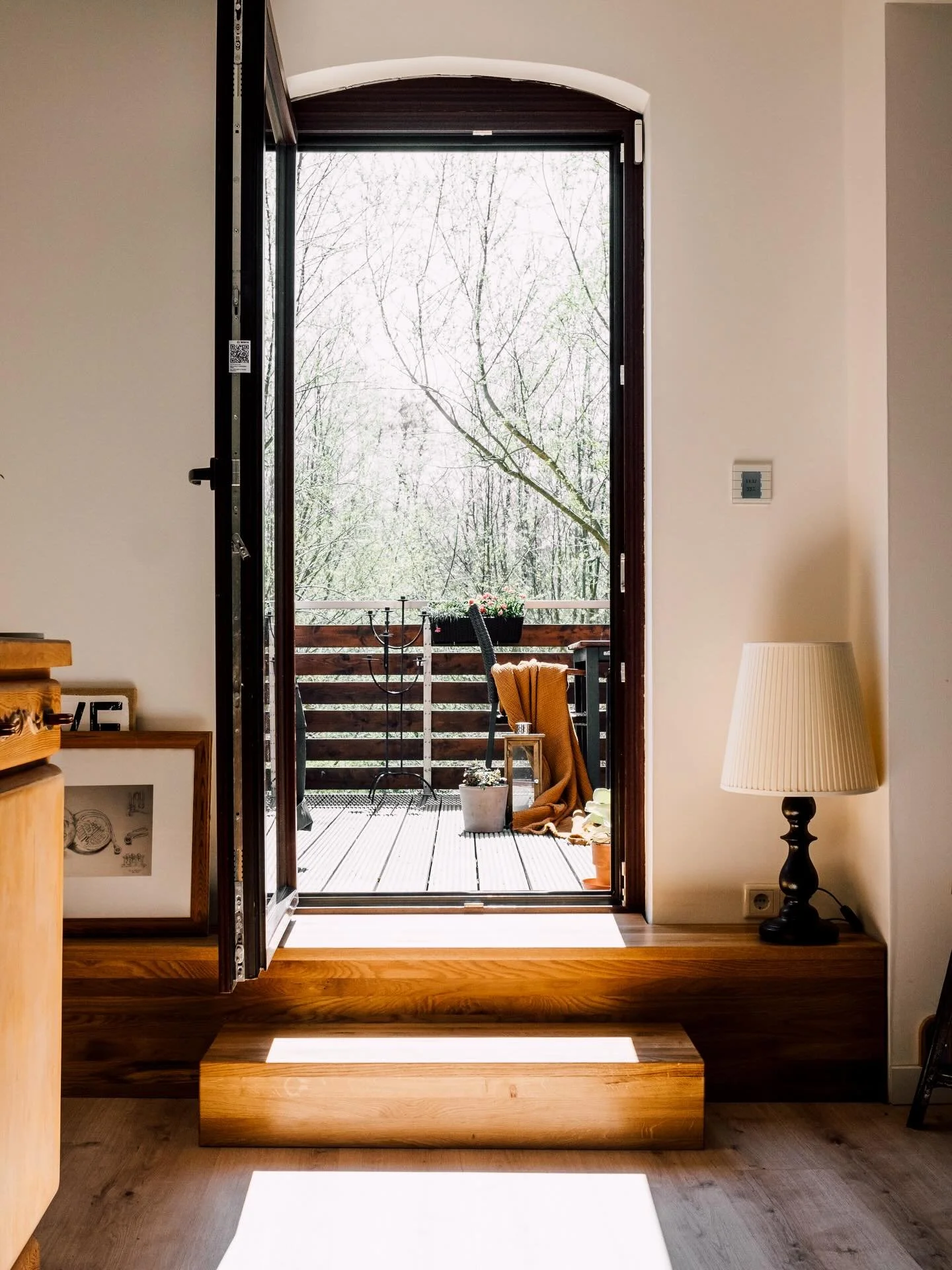 Sobald drau&szlig;en die Sonne scheint habe ich einen Drang nach Ver&auml;nderung und vor allem den Drang endlich L&ouml;sungen zu finden, f&uuml;r Herausforderungen vor denen man sich schon ewig dr&uuml;ckt - geht es dir auch so? 

Wichtig ist dabei