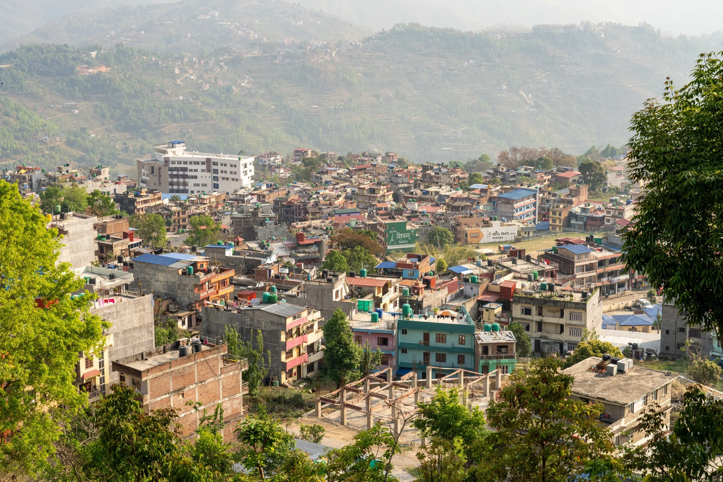 Vue sur la ville de Gorkha et ses collines au Népal