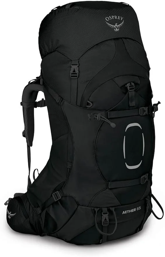 Sac à dos de randonnée noir de 65 litres vu de profil
