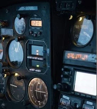 Autonomous aircraft are designed to operate with a higher degree of independence, potentially reducing the need for human pilots in the cockpit. 👩🏻&zwj;✈️🧑🏼&zwj;✈️

↳ However, reducing human input, means an increase in dependency on advanced tech