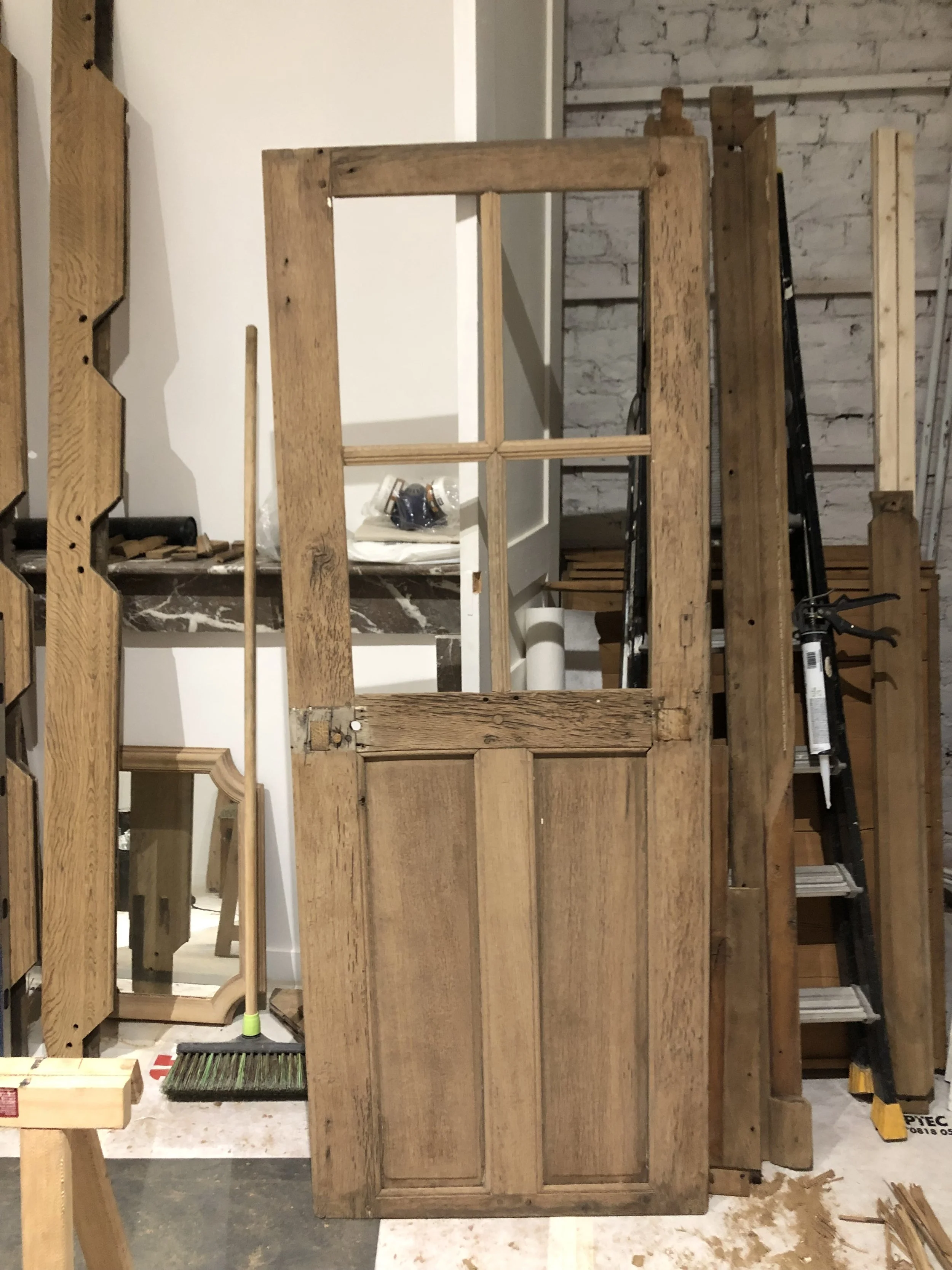 Reprise porte bois intérieur 18éme