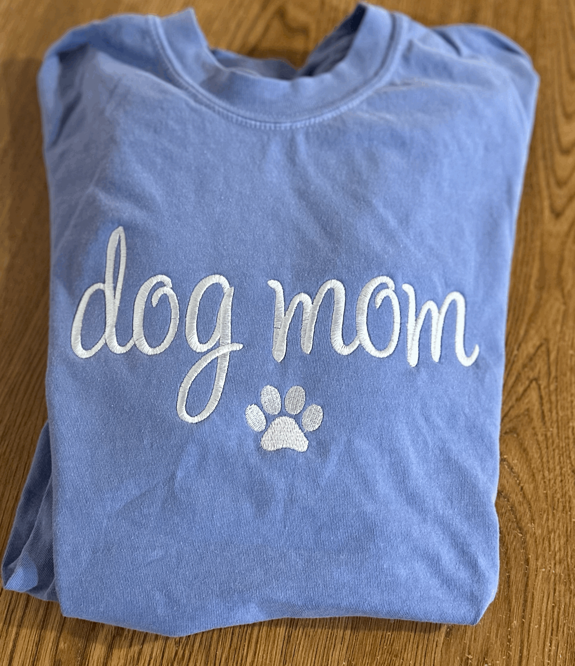 Dog Mom T-Shirt