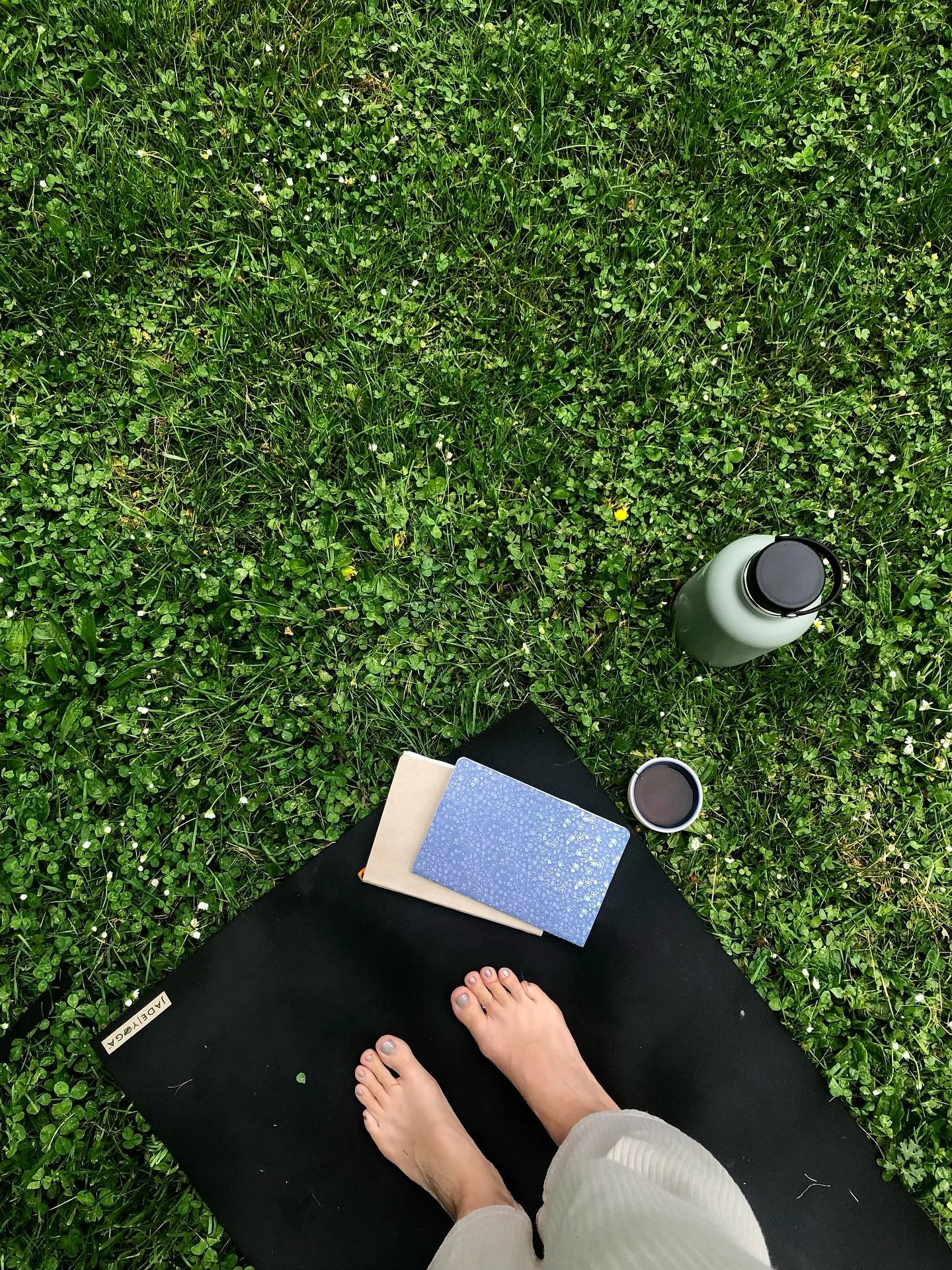 Closing the chapter of 3 months of &lsquo;Yoga im Park&rsquo;. My first ever heart project. 💌

The biggest thank you goes out to everyone who continuously showed up, promoted it among friends and family, and shared their beautiful energy every week.