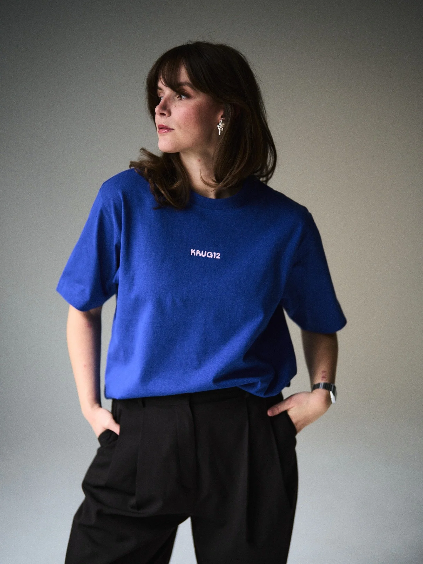 OMG, look at that T 👀✨

Our very first KRUG12 T-shirt drop is here and we are a little bit obsessed. The KRUG12 edition tee comes in a clean, simple design you can wear with pretty much anything &ndash; from studio days to Sunday coffee runs.

Here 