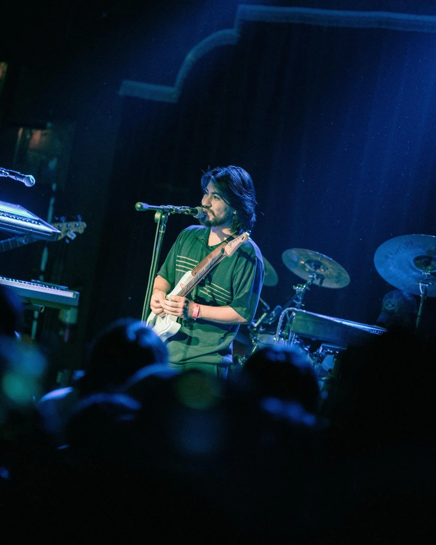 🌵No tour name. No expectations. Just pure groove. ✨
Los Retros turned Houston&rsquo;s House of Blues into a room full of movement, smiles, and moments meant to be felt, not labeled.

Check out the full article and gallery on nopalitymag.com

✍️+📸: 