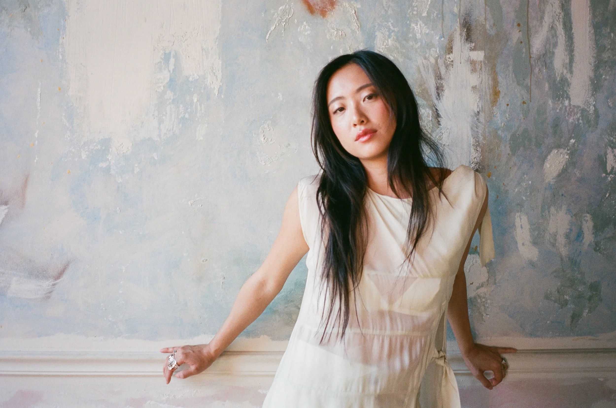 Vulnerability, Change, Acceptance: Sarah Kinsley’s Newest EP Fleeting