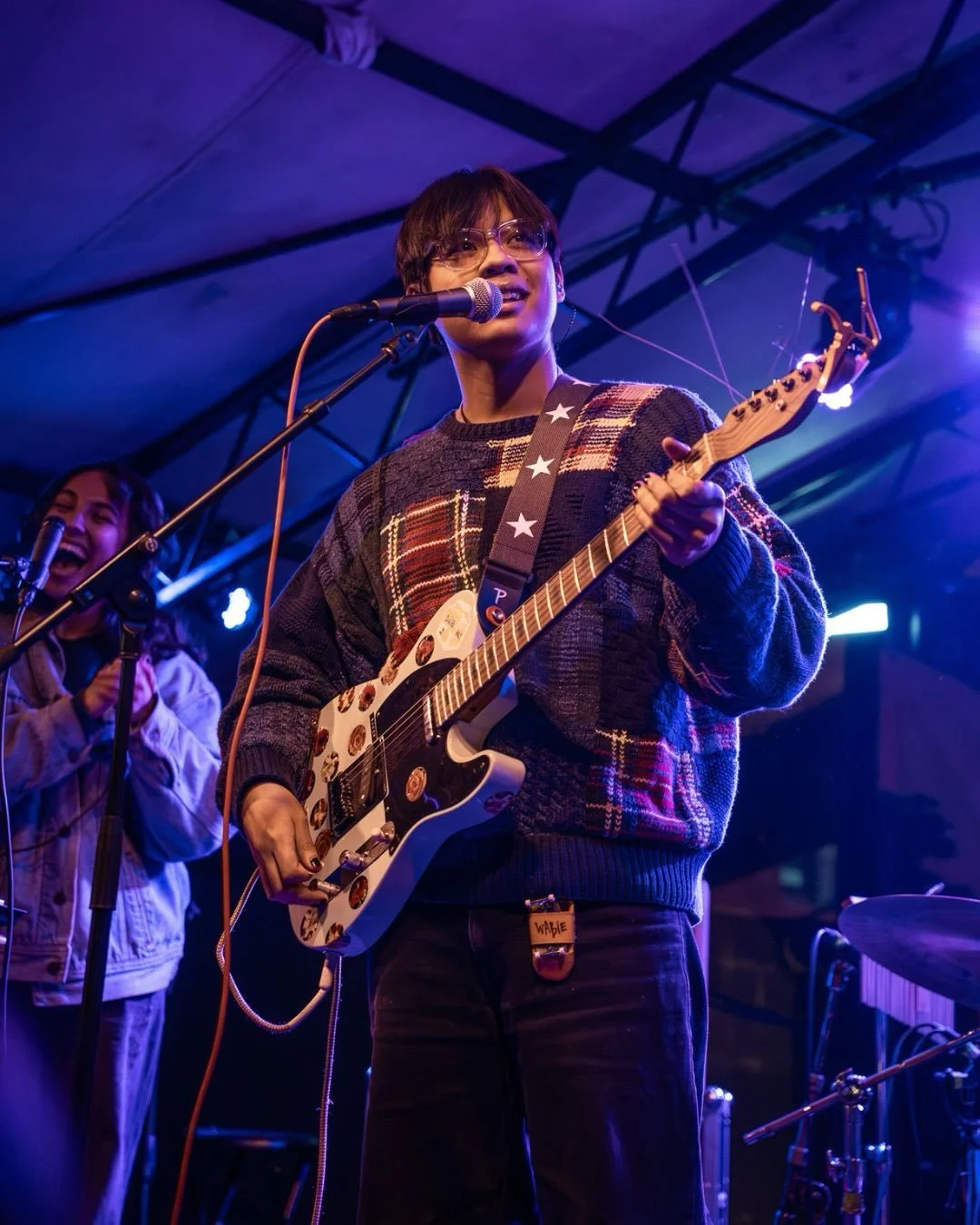 🌵At Mohawk Austin, Wabie and Summer Salt turned a freezing January night into something soft, funny, and unforgettable ❄️✨ 

From heartfelt new songs to breeze-pop warmth that carried the crowd through the cold. A cozy start to their North American 