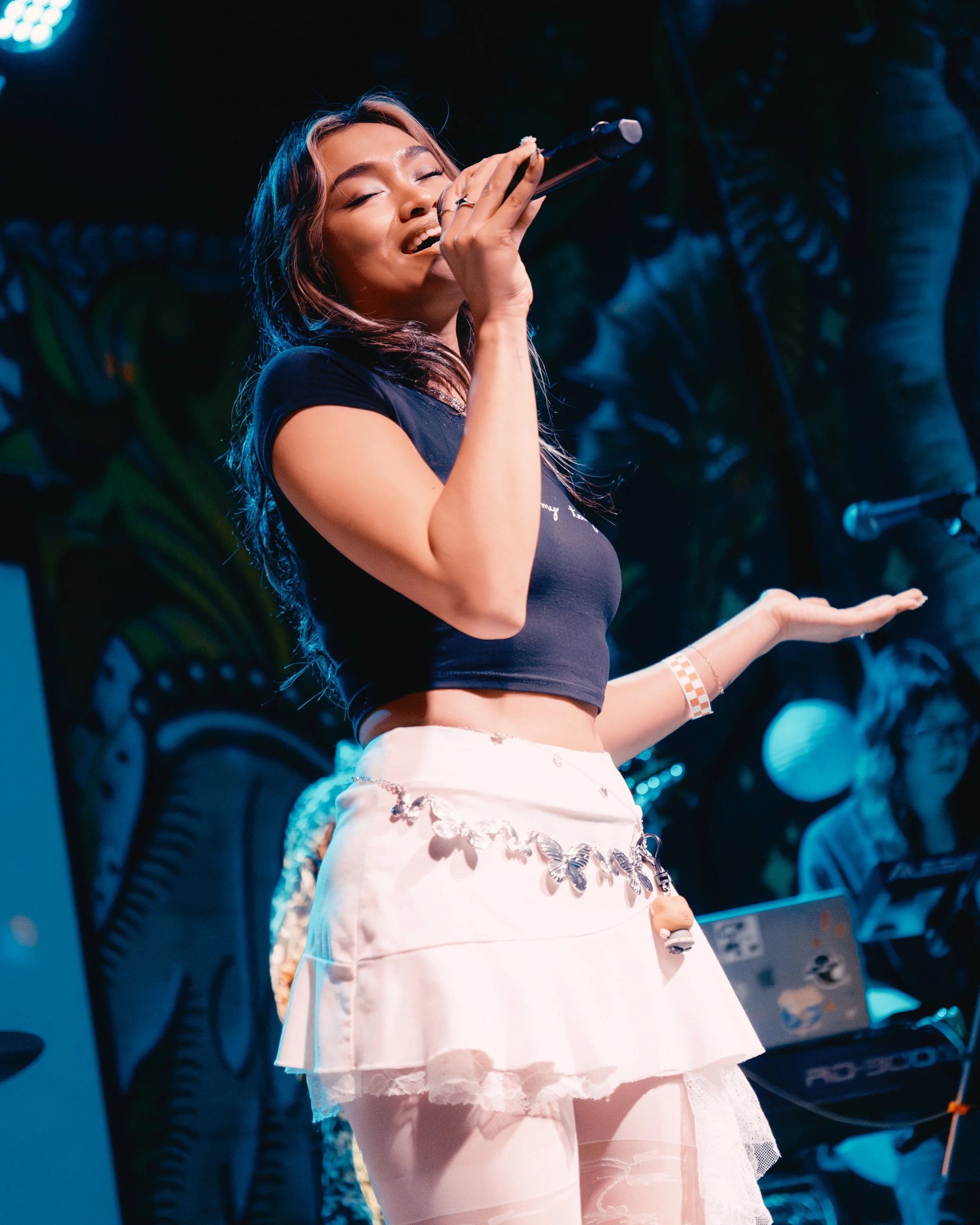 IG - JONAVI_Album_Party_2026_RW-1.jpg