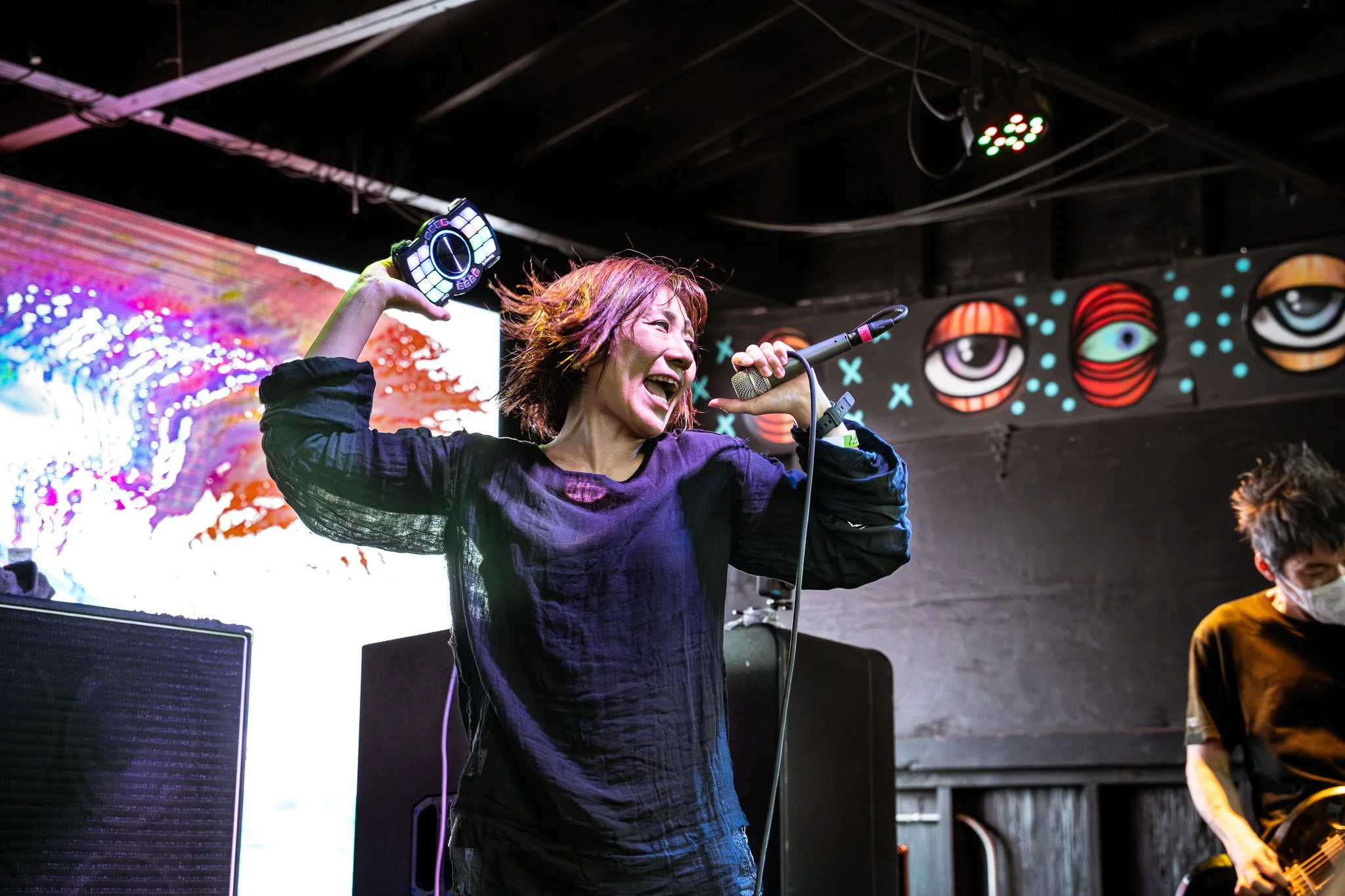 Levitation 01.jpg