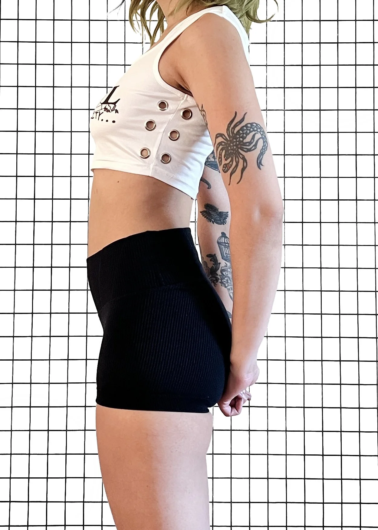 Scowl Grommet Tee - Side 2.jpg