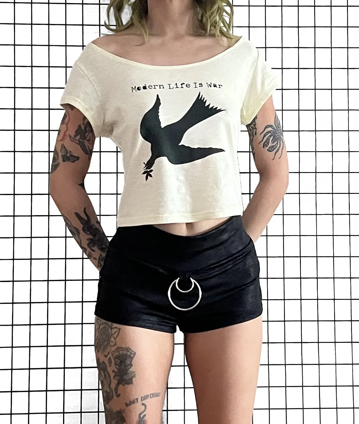 Modern Life is War Boatneck Tee, size medium