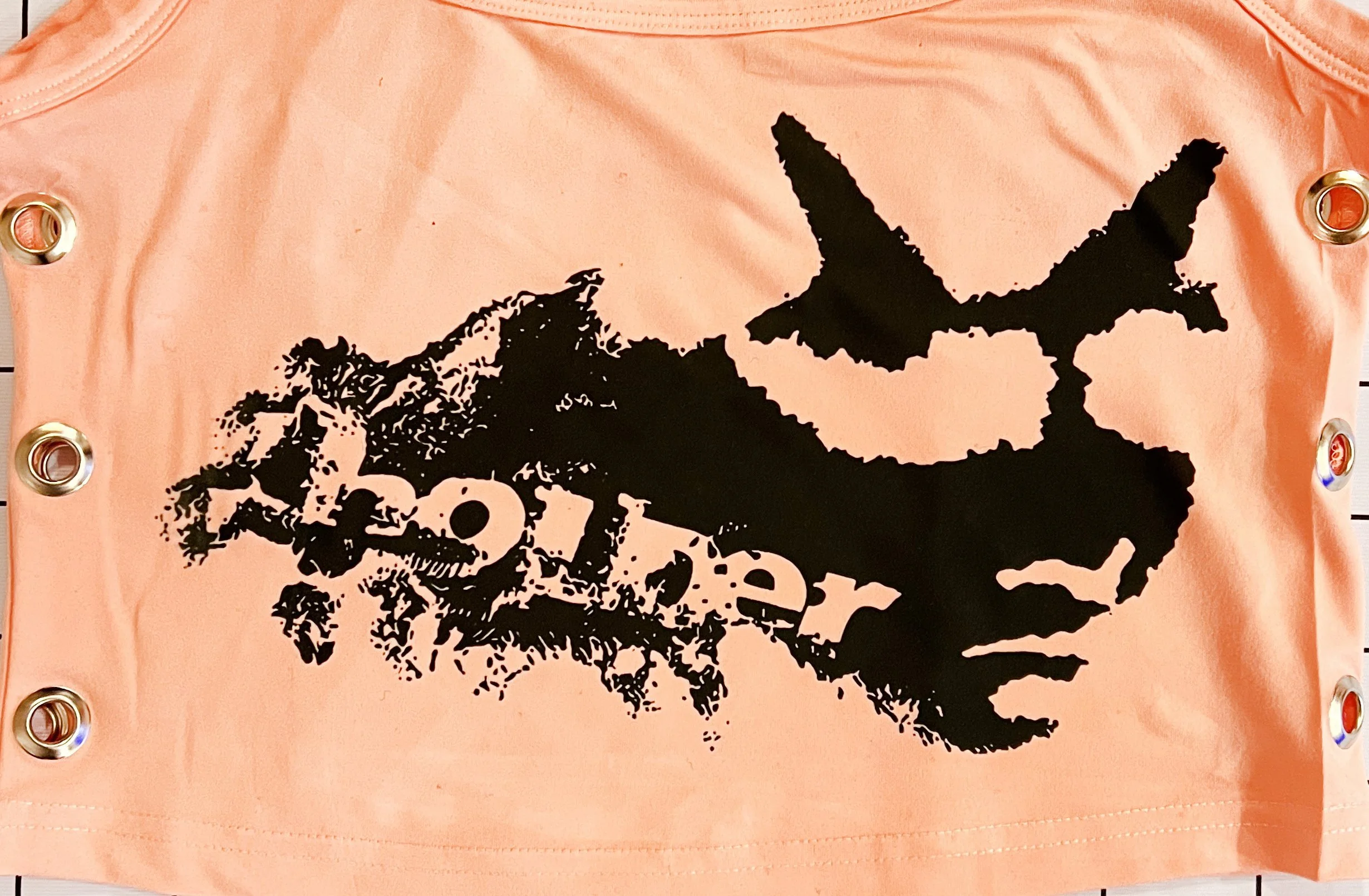 Holder Sleeveless - Close.jpg