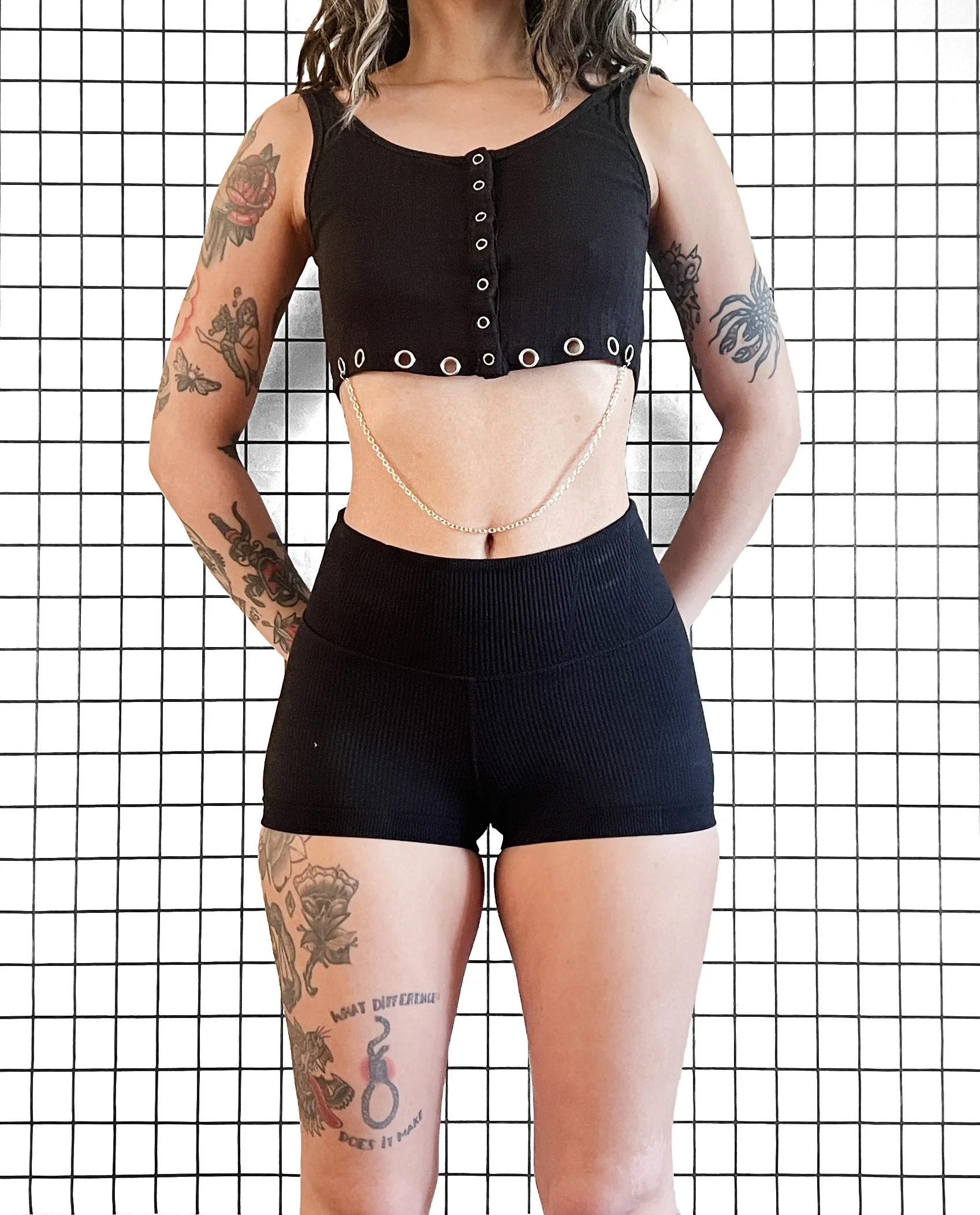 Grommet Belly Chain Tank - Model.jpg