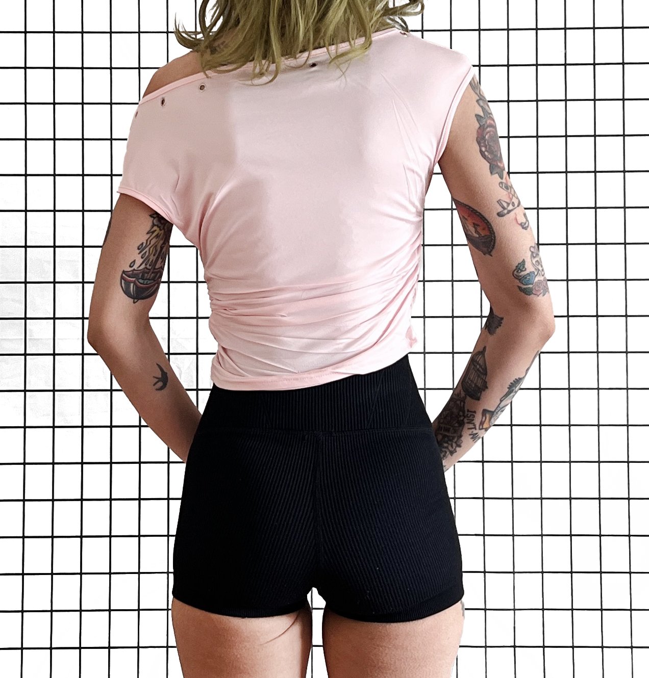 Drain Off Shoulder Grommet - Back.jpg