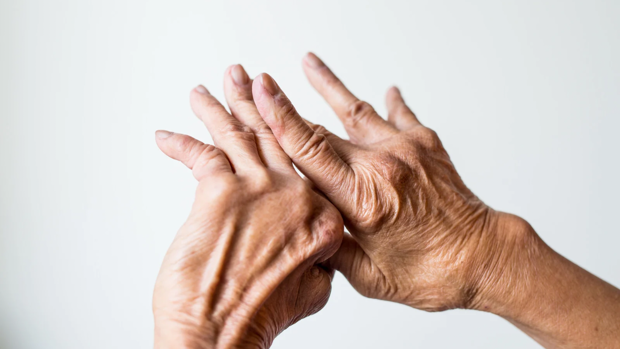 Rheumatoid Arthritis vs Osteoarthritis: How to Tell the Difference