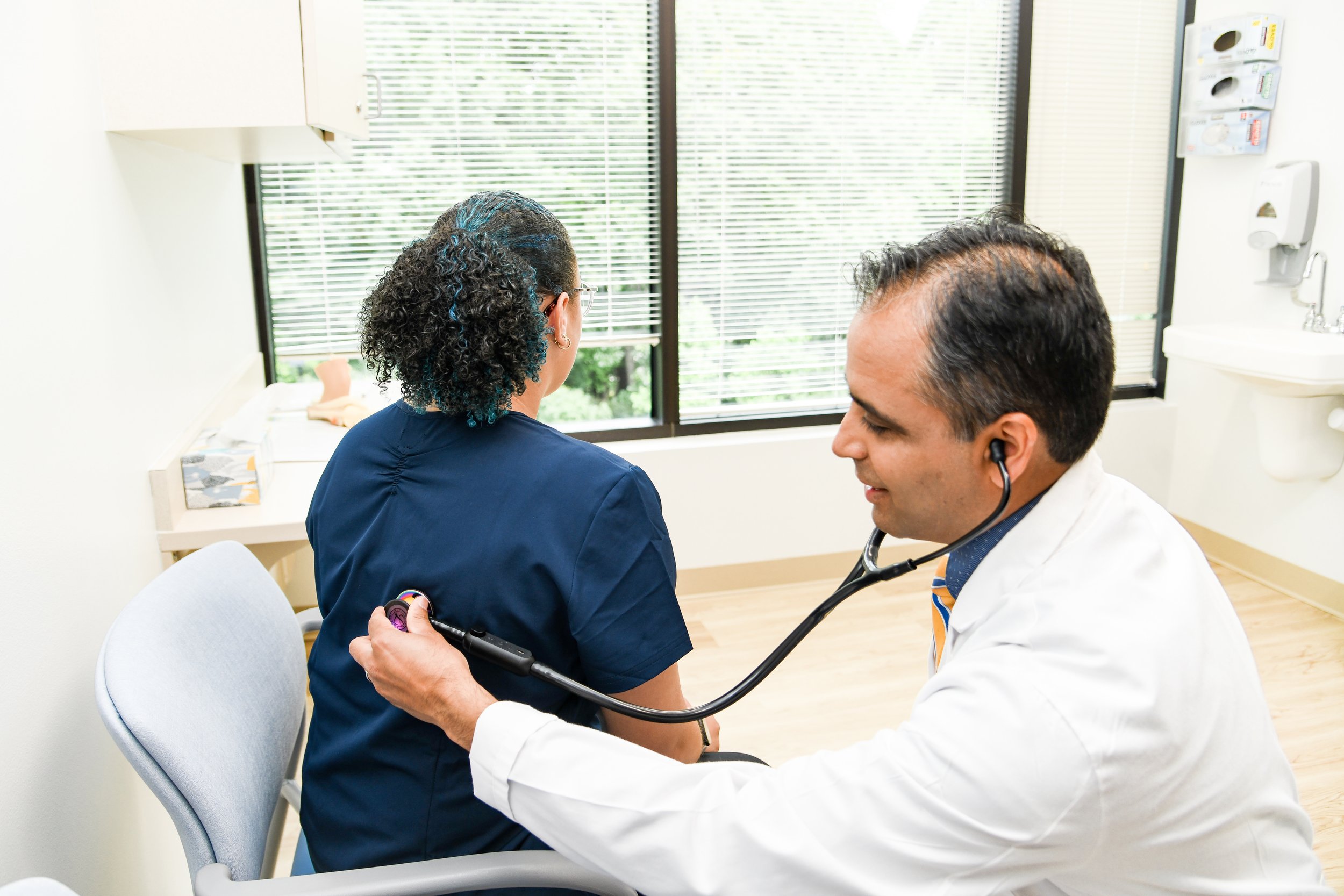 What to Expect at Your First Rheumatologist Appointment