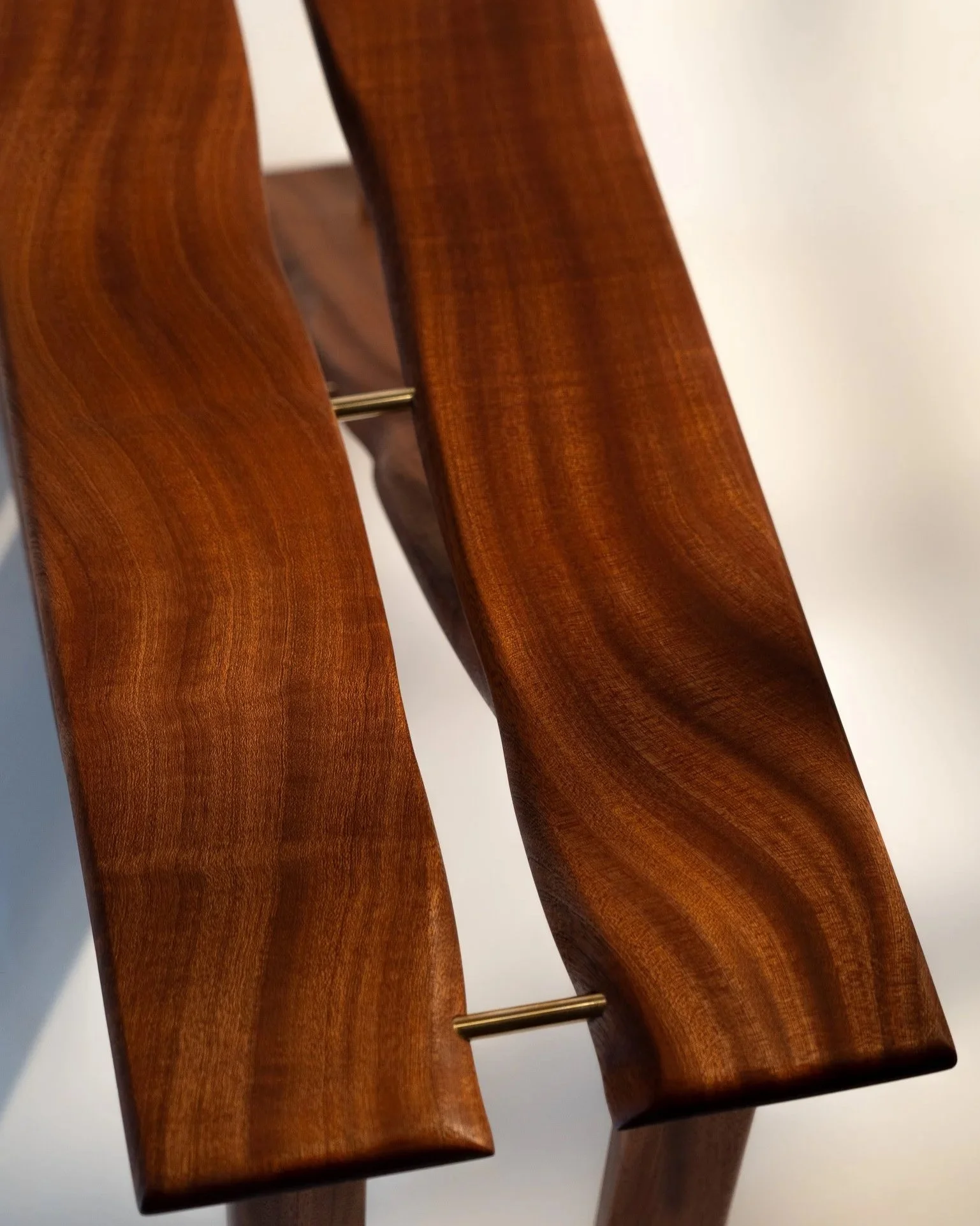 mahogany entry bench(acquire)
