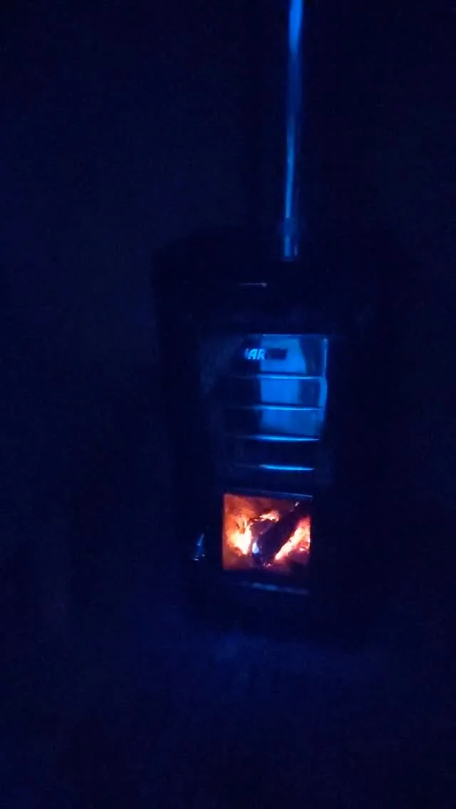Spent a week (nearly) grumbling about the heatwave... the weather dropped to 30 degrees and we decided it was a bit chilly and we should get the sauna going...
#sauna #saunatime #letssauna @harviaglobal