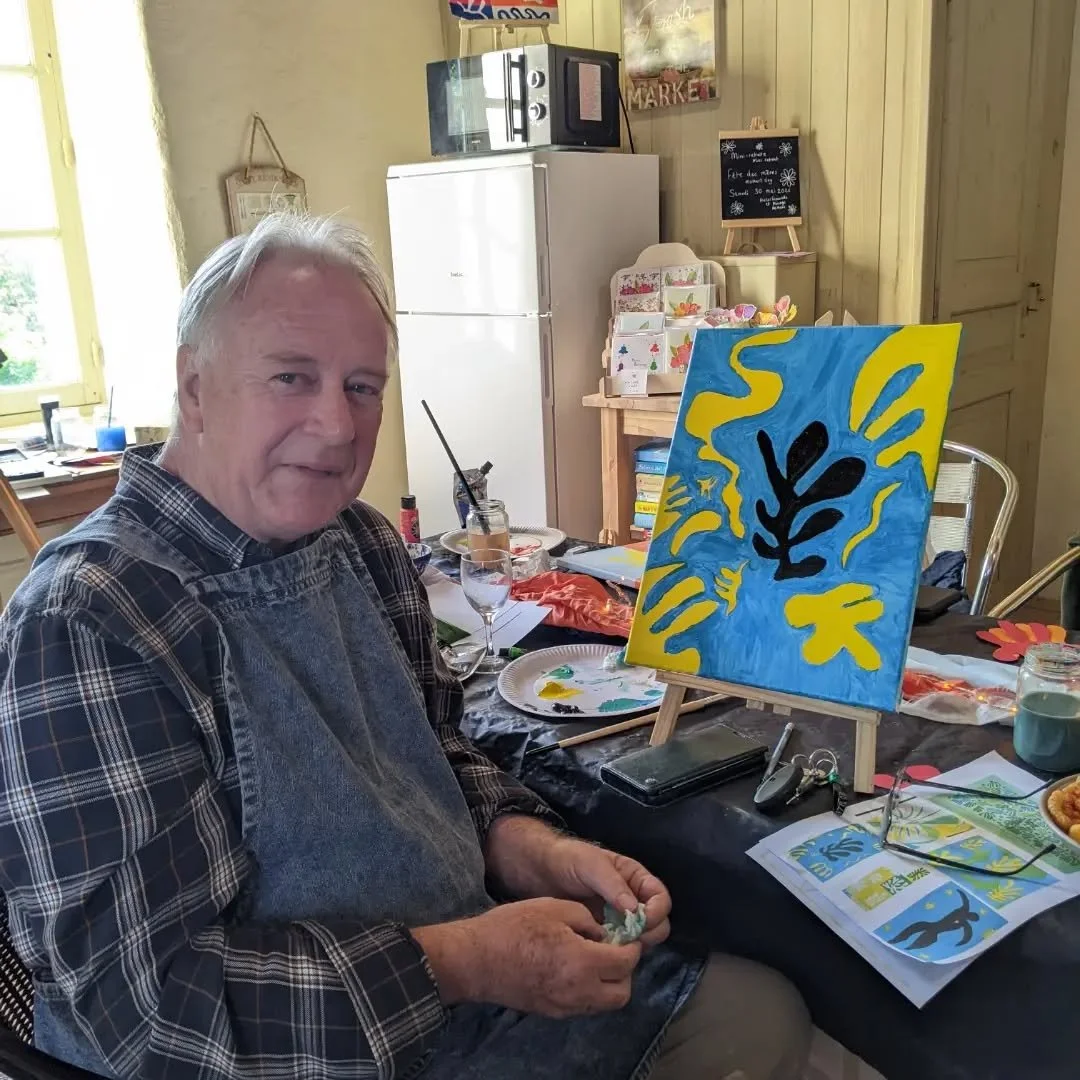 Nous avons pass&eacute; une agr&eacute;able soir&eacute;e &agrave; cr&eacute;er des tableaux inspir&eacute;s de Matisse.

We enjoyed an evening of creating Matisse inspired paintings. 

#matisse #sipandpaint #paintandsip