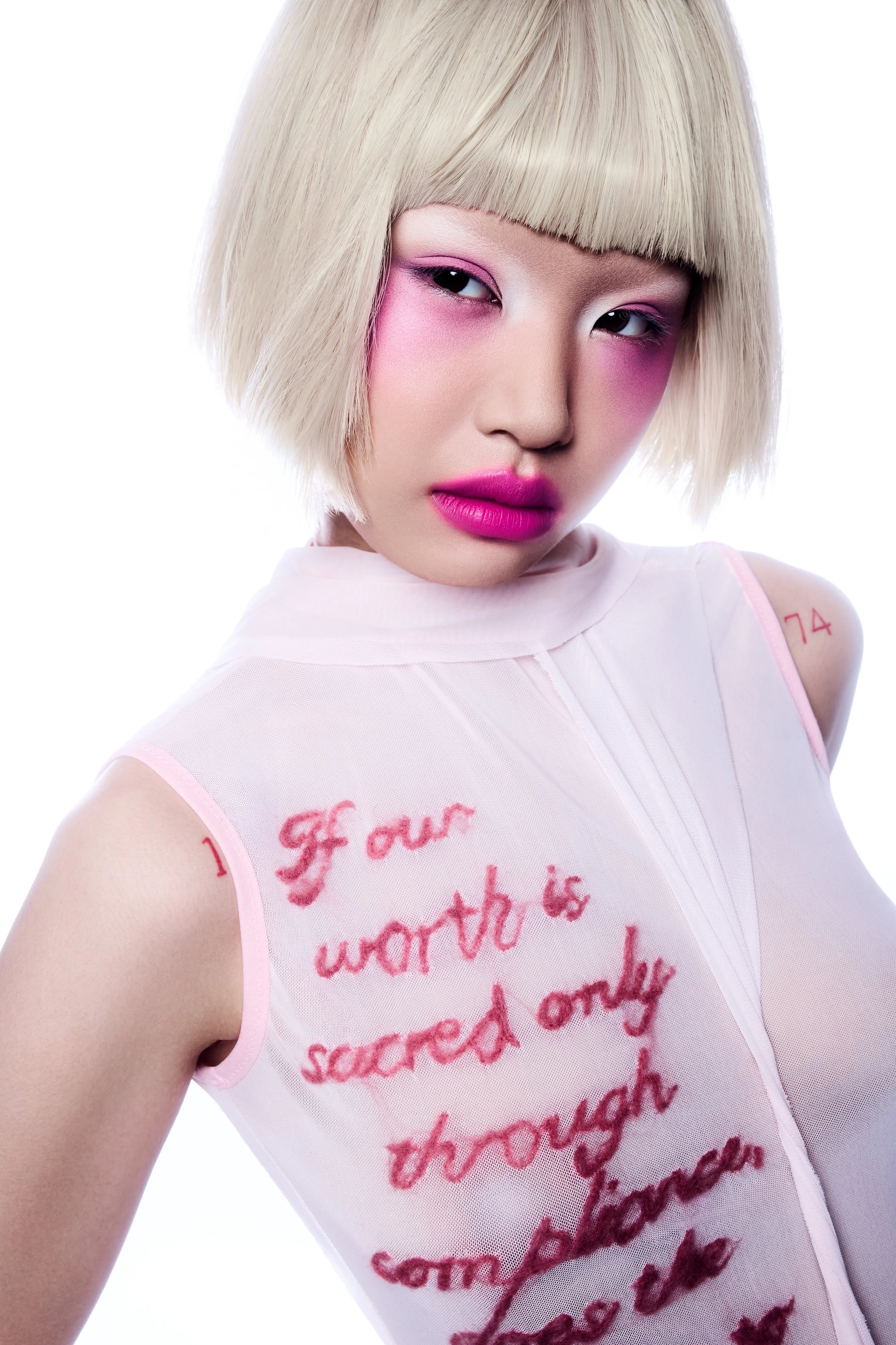 MAC Powderkiss0954 1.jpg