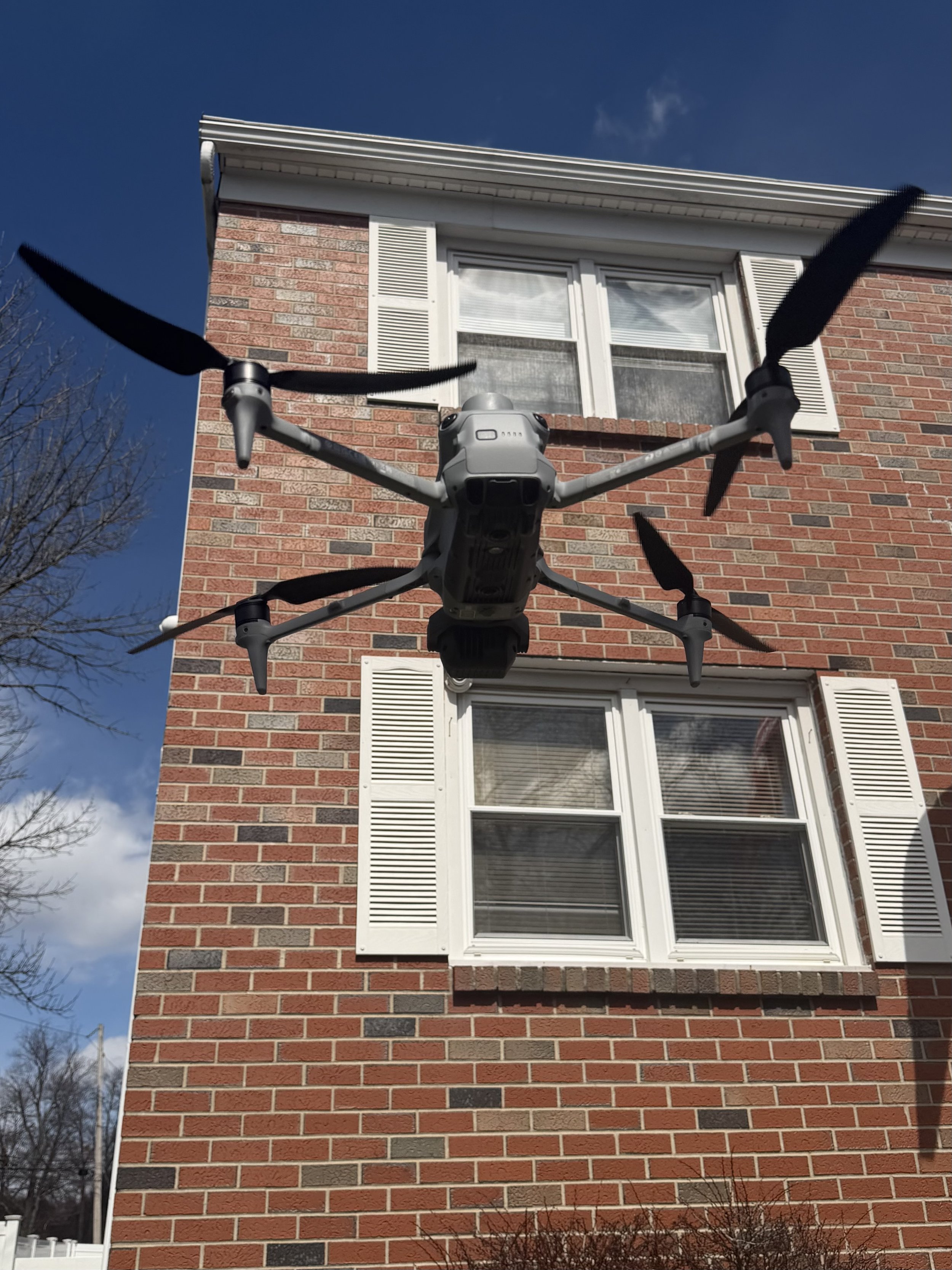 High-definition 4K drone survey and AI-driven facade audit. We delivered a BIM-integrated 3D defect model and 'Building Memory' report for a residential facade and roof restoration