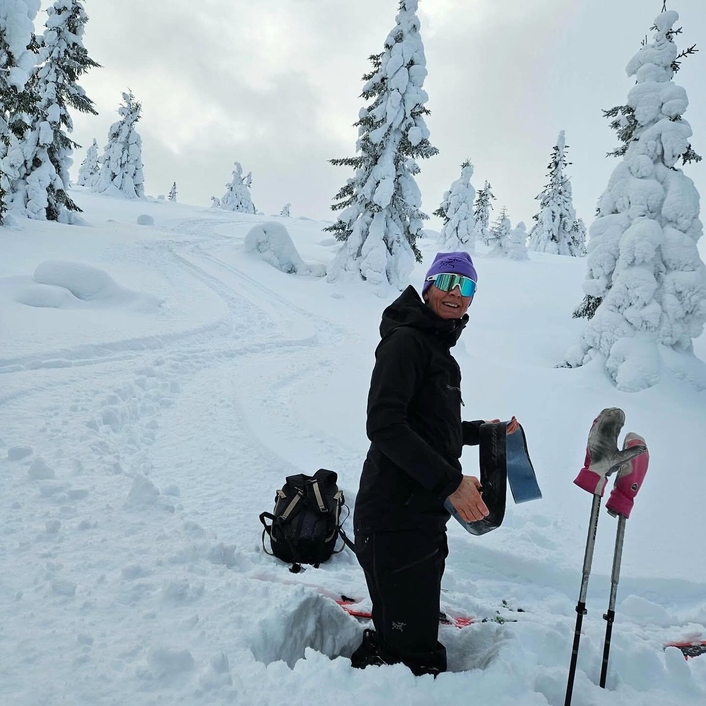 Fina dagar p&aring; fj&auml;llet nu! 

Vi &auml;r inne p&aring; s&auml;songens sista veckor, s&aring; passa p&aring; att njuta till fullo! 😍

Beh&ouml;ver du hyra eller kitta upp dig med utrustning, varmt v&auml;lkomna in till oss!

#kaisersskidbod 
