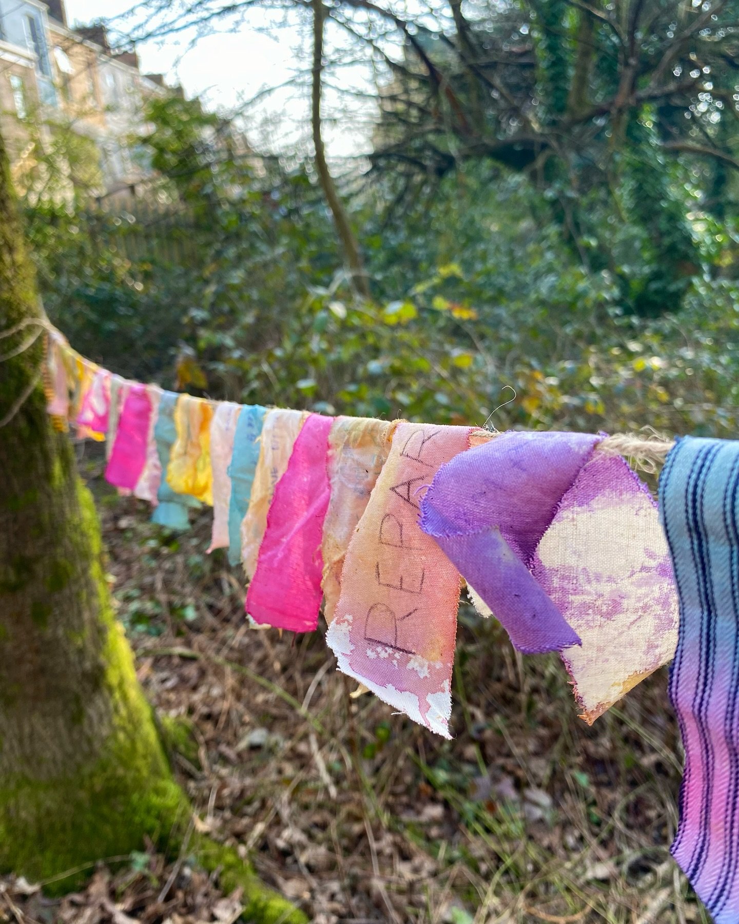 Thank you to everyone who came along on Sunday to our Seasons and Rituals workshop 🌞

We welcomed in Spring by having an egg hunt, writing spring intentions, naturally dyeing fabric, and exploring Belle Vue Park!!

We loved hanging out and getting c