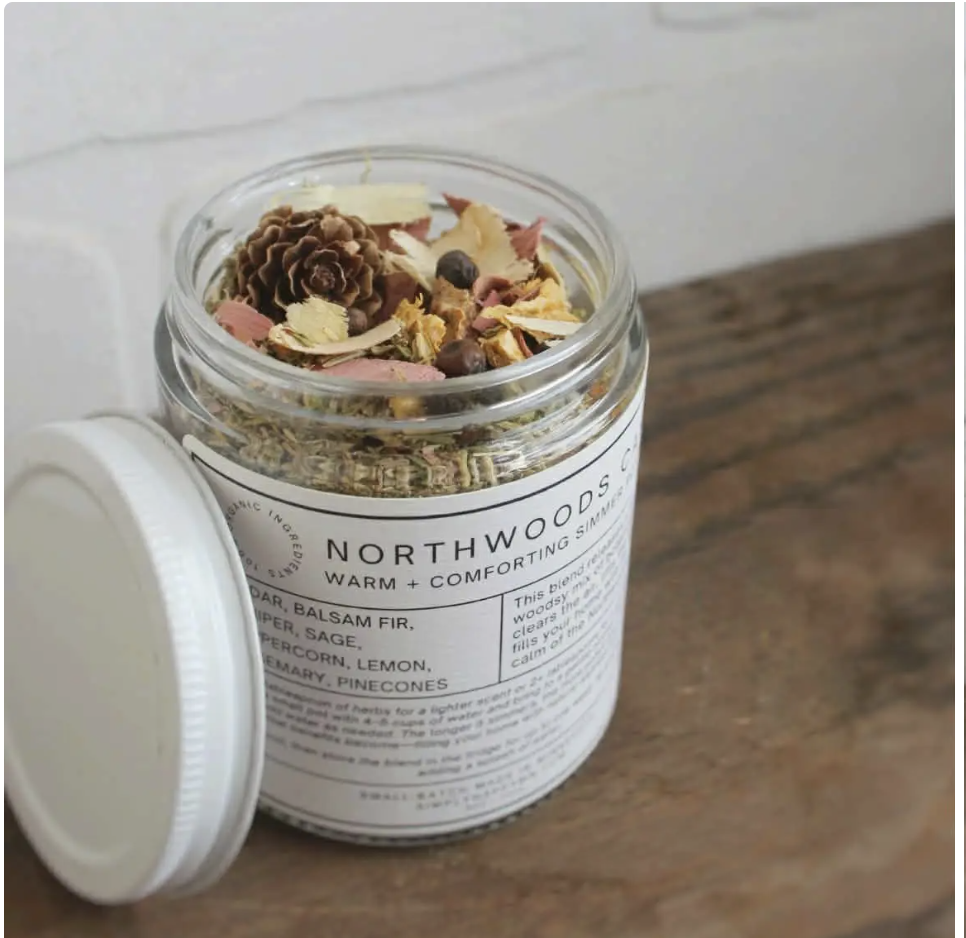 Northwoods Cabin | Warm + Comforting Simmer Pot Blend