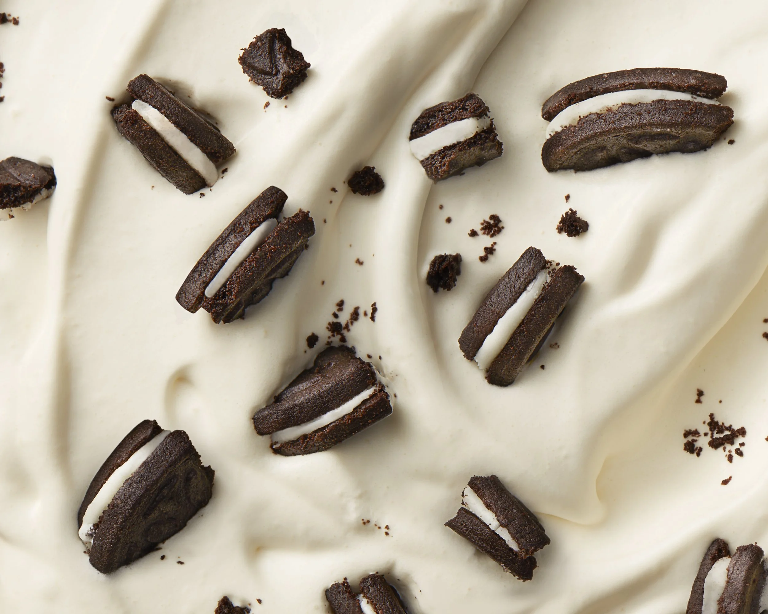 1804_13150666_MYP IMPACT PROTEIN COOKIES AND CREAM_RETOUCH copy.jpg