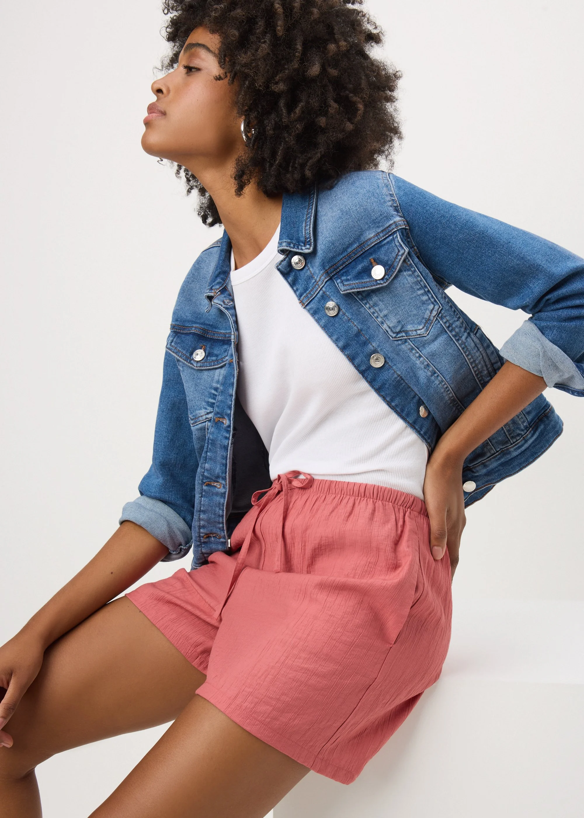 S3100016_C323_Front__Main.rytqtuqs.0.0 copy.jpg