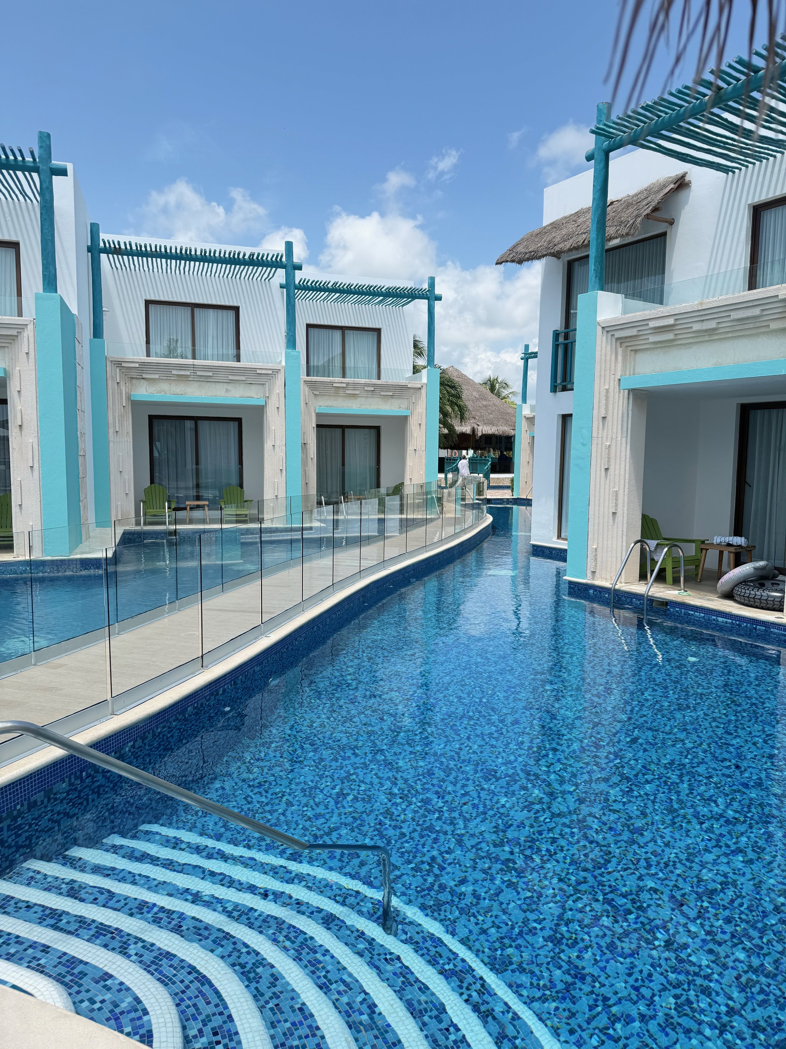 Swim-Up Suites at Margaritaville Island Reserve Riviera Cancun
