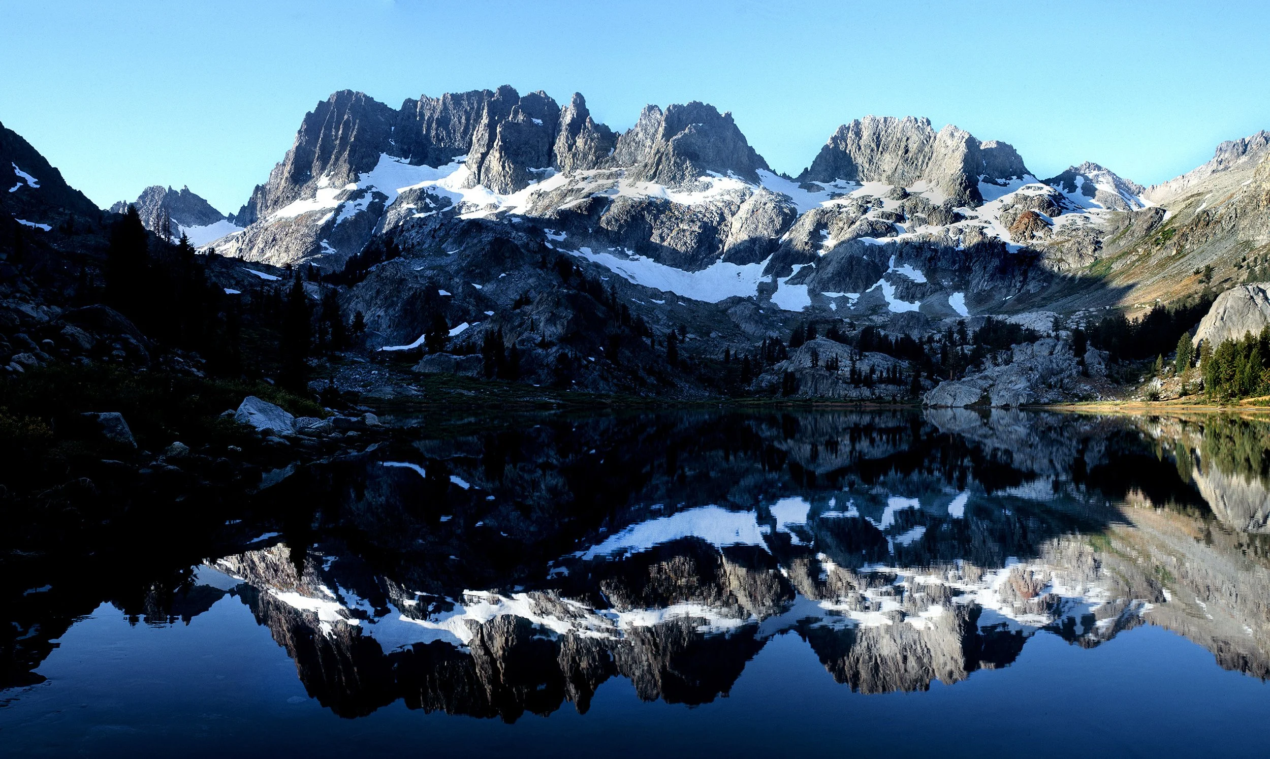 ediza pano copy 8.5.jpg