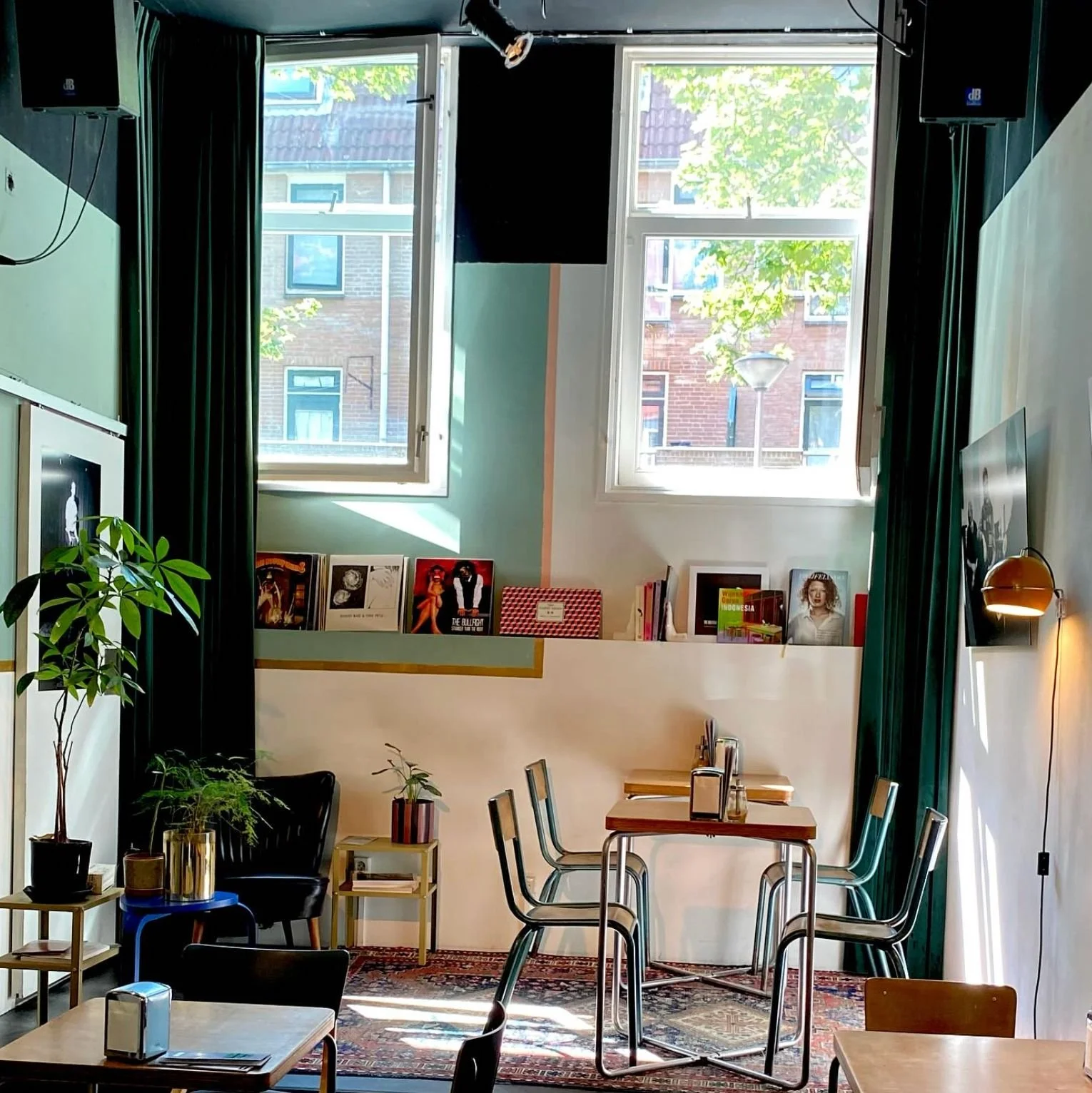 Kopi Suesue cafe.jpg