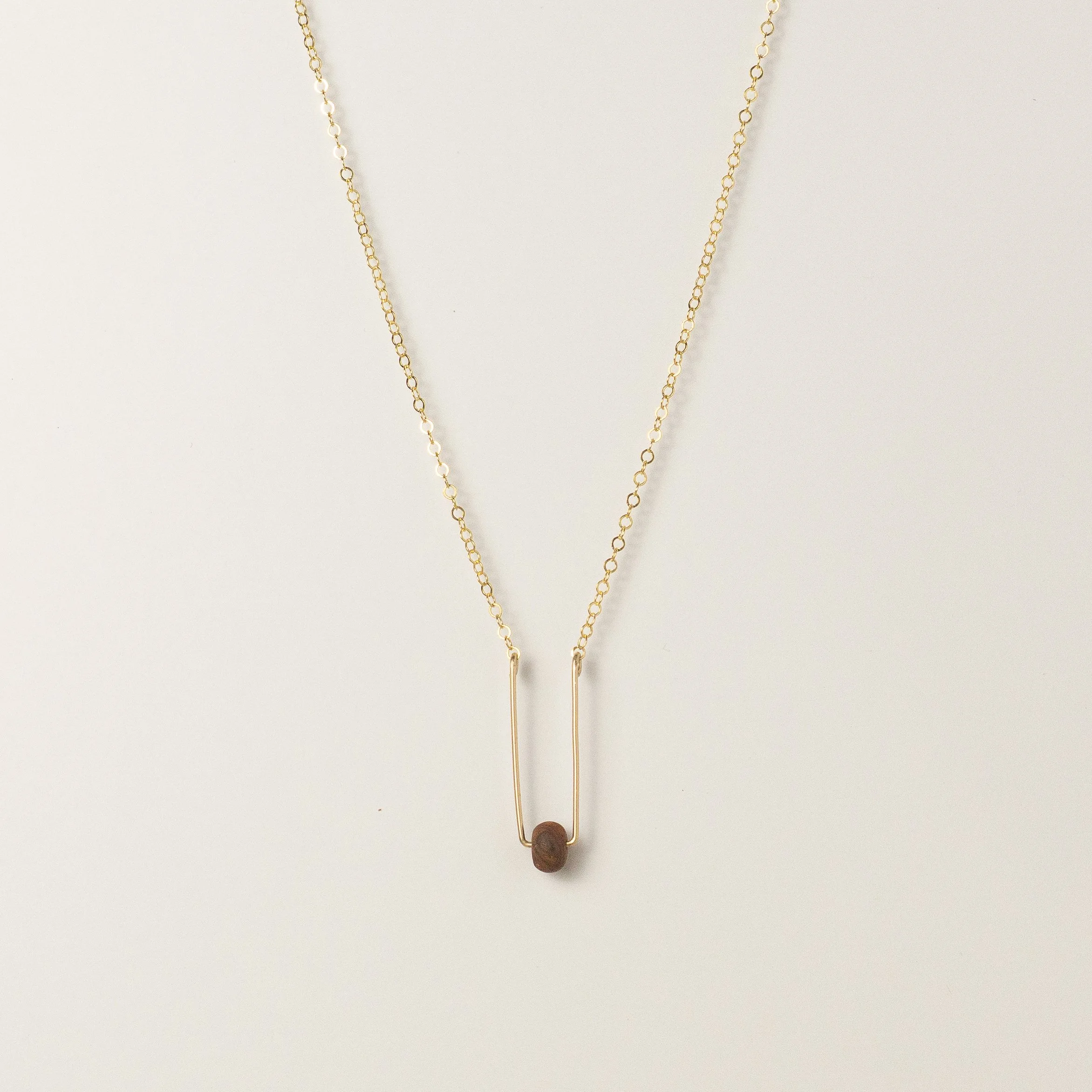 Inlet Pendant Necklace in Red Lace Agate