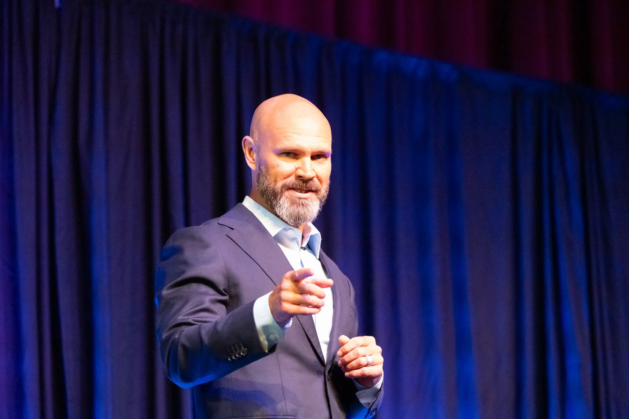 Keynote on B2B sales negotiation to increase revenue and shorten deal cycles via saas sales enablement and training