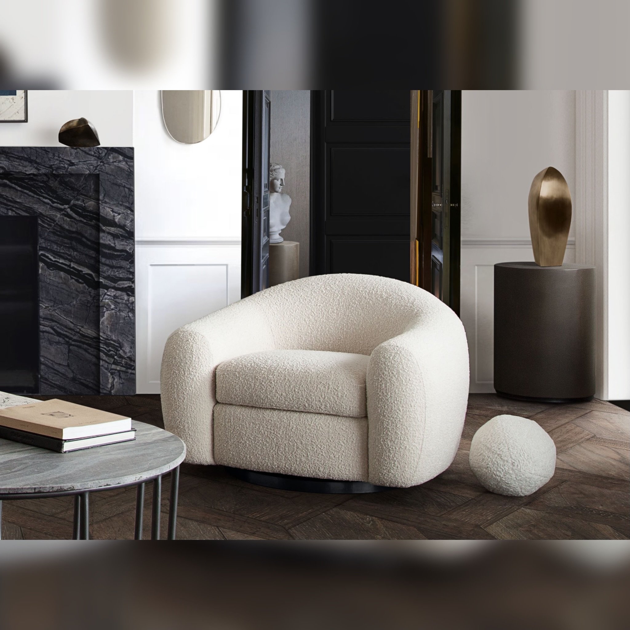 Pascal Swivel Chair