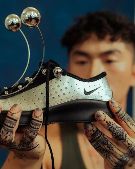 NIKE X BAD BINCH TONG TONG