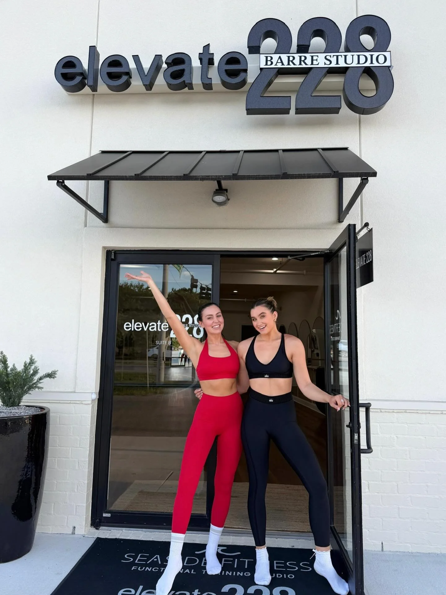 Barre is better with friends !!!