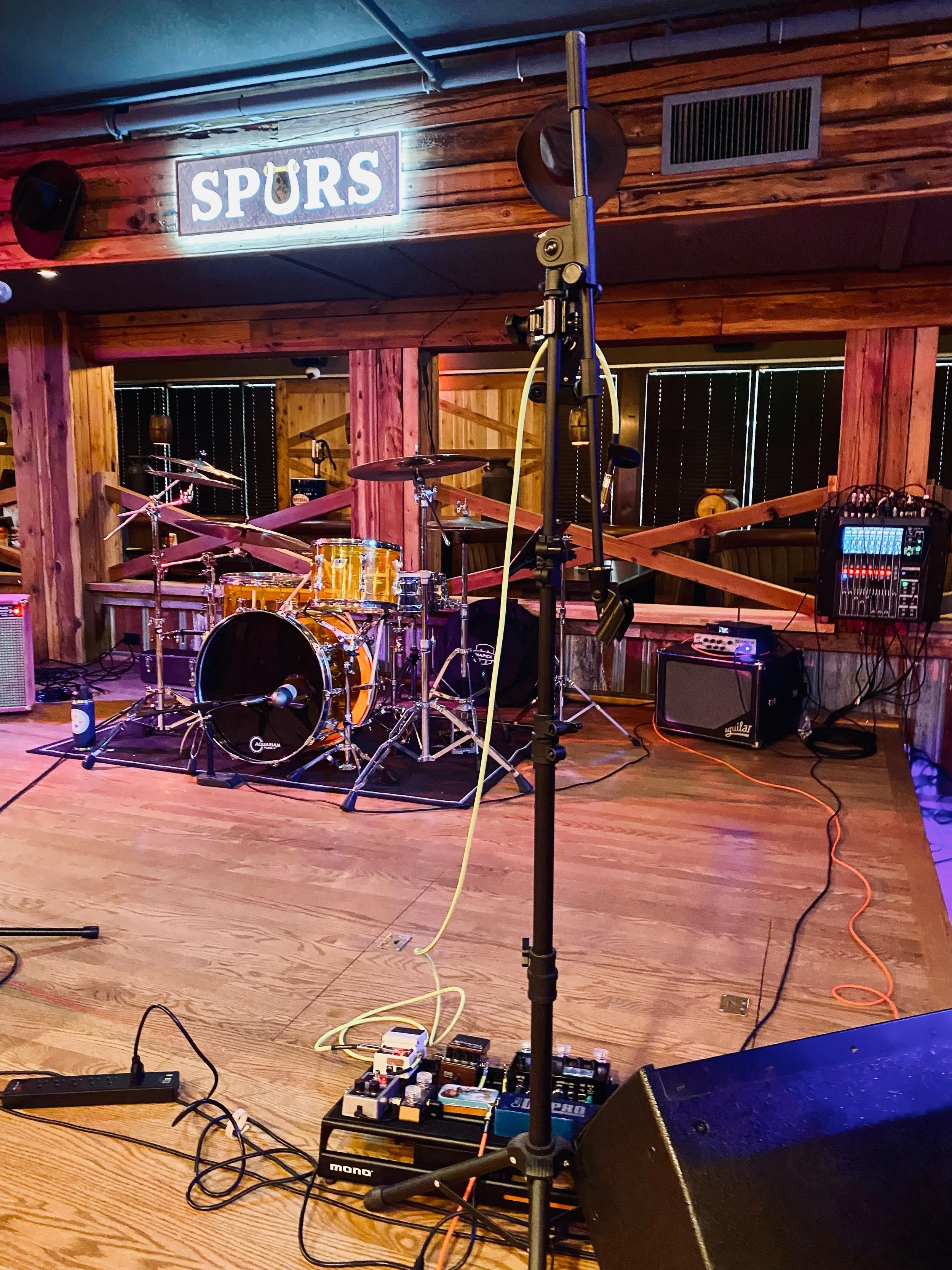 My home for the night

@officialspector 
@aguilaramp
@daddarioandco