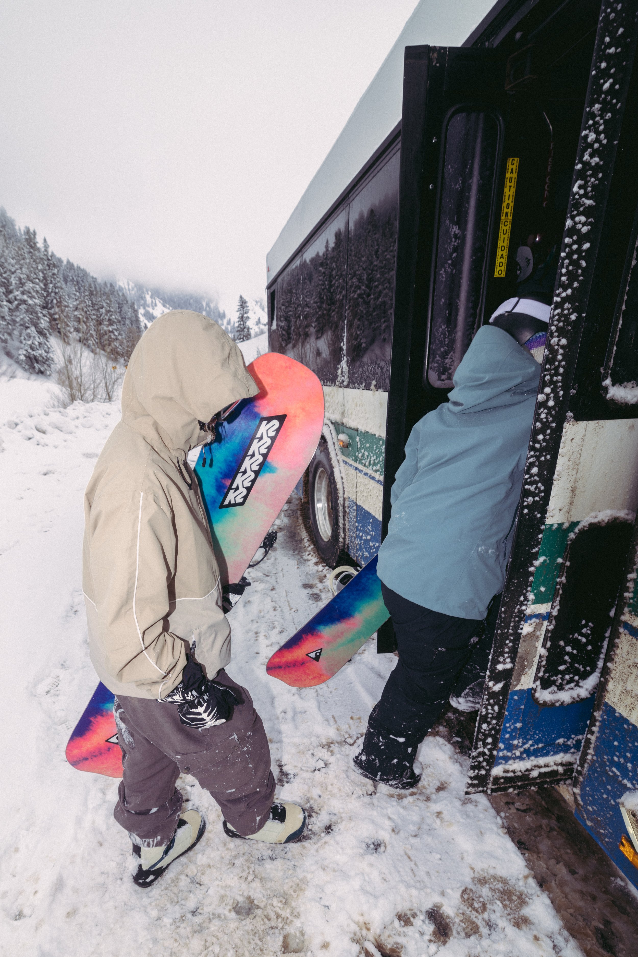 LaurenNelson.PowMow.Bus.2.JackDawe.jpg